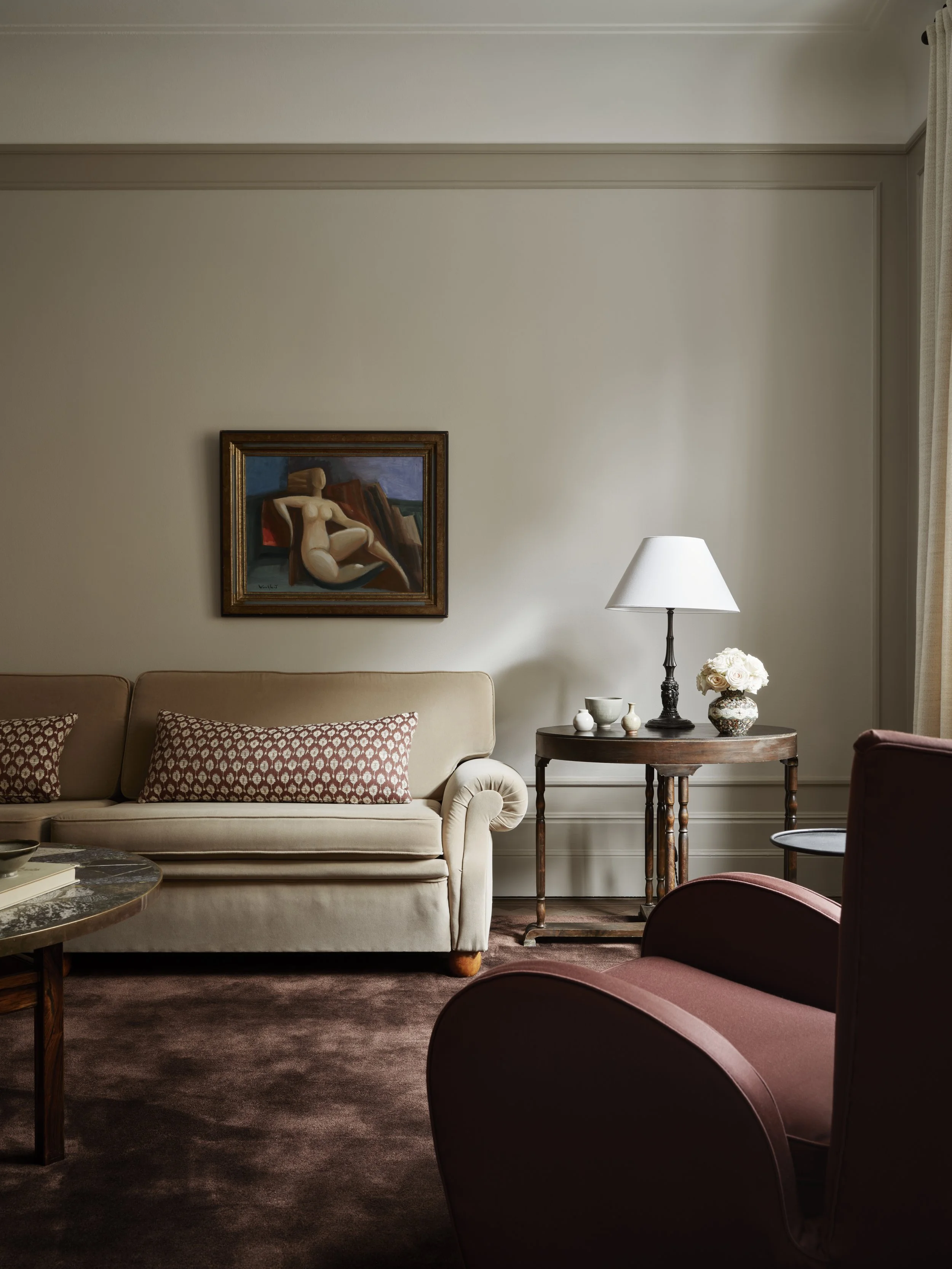 wtp-studios-beltstreet-living-room-straight.jpg