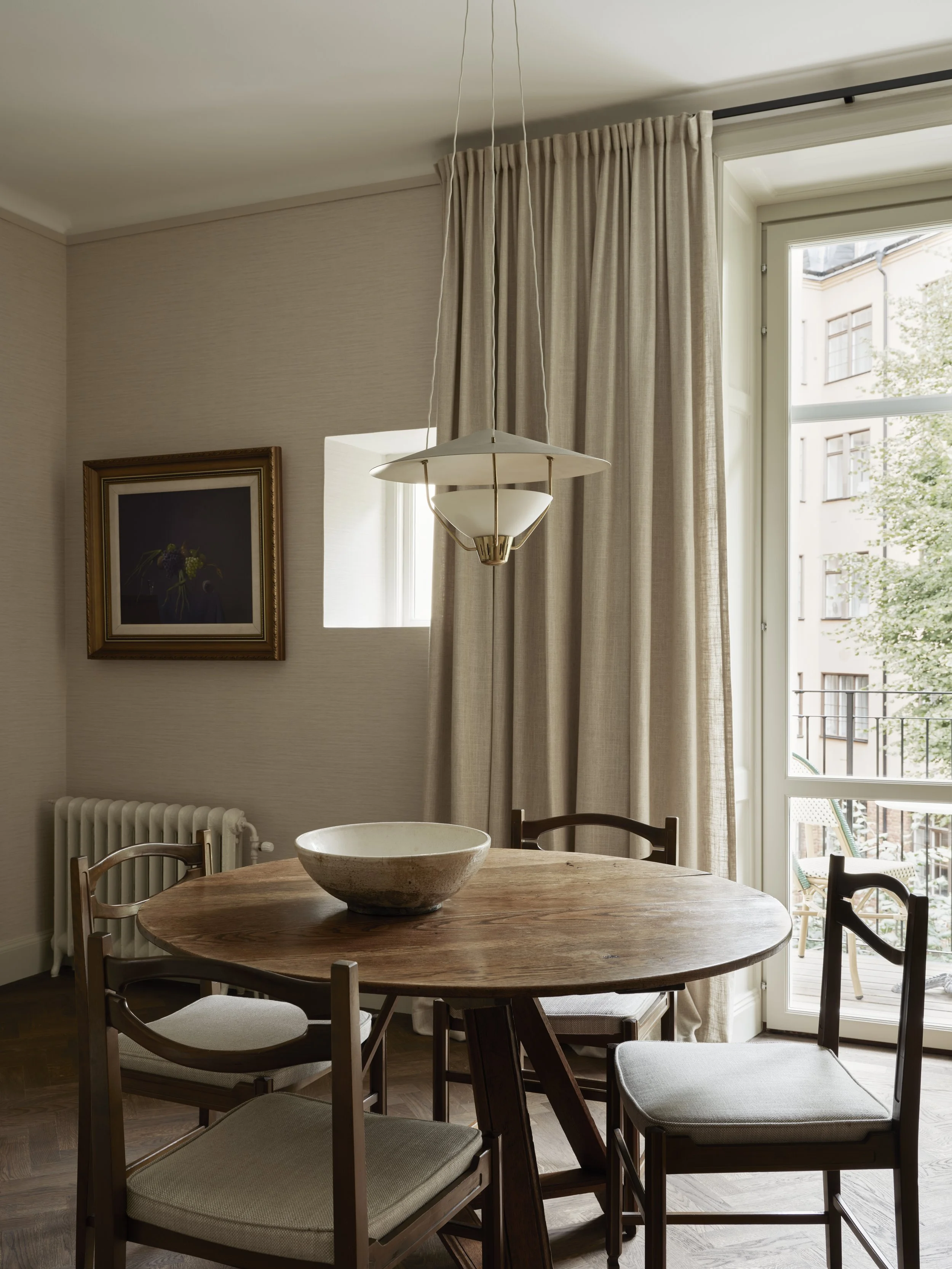 wtp-studios-beltstreet-kitchen-table.jpg