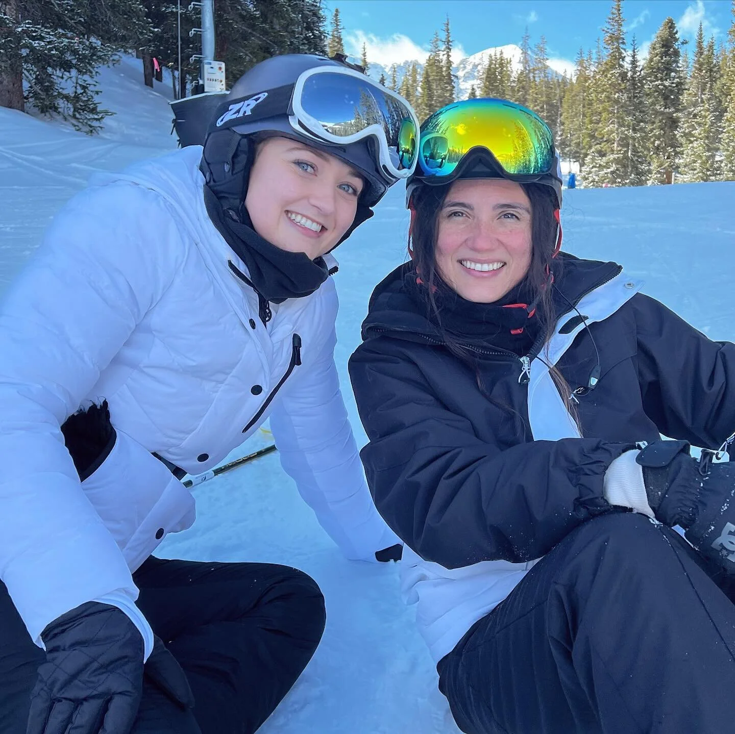 snow = cold. heart = warm. ❄️🎿 

feeling thankful. feeling blessed. feeling loved.