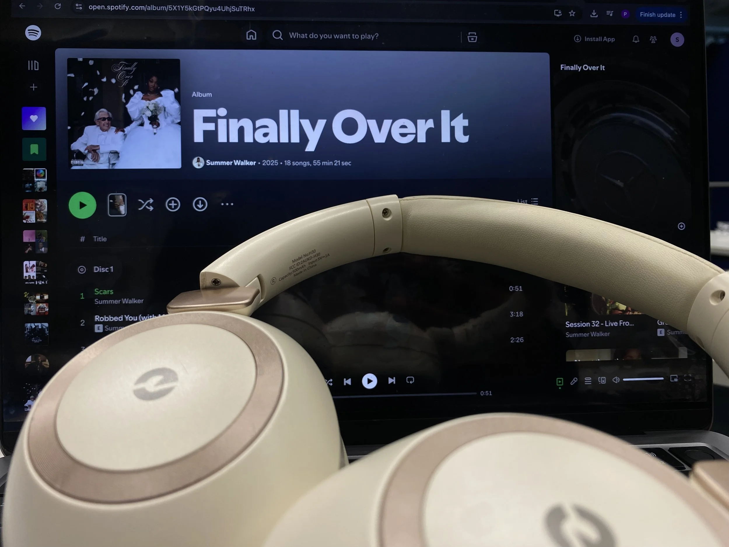 “Eff my type”: The end of a complacent era, Summer Walker style