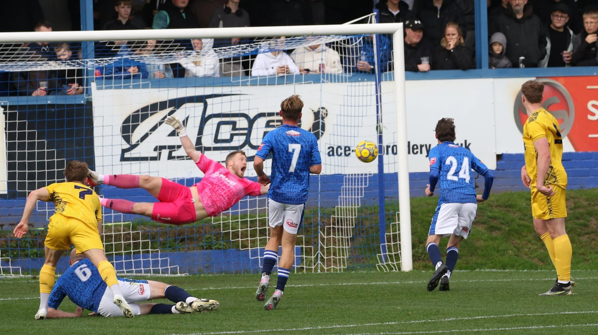 McAuley Manning goal.jpeg