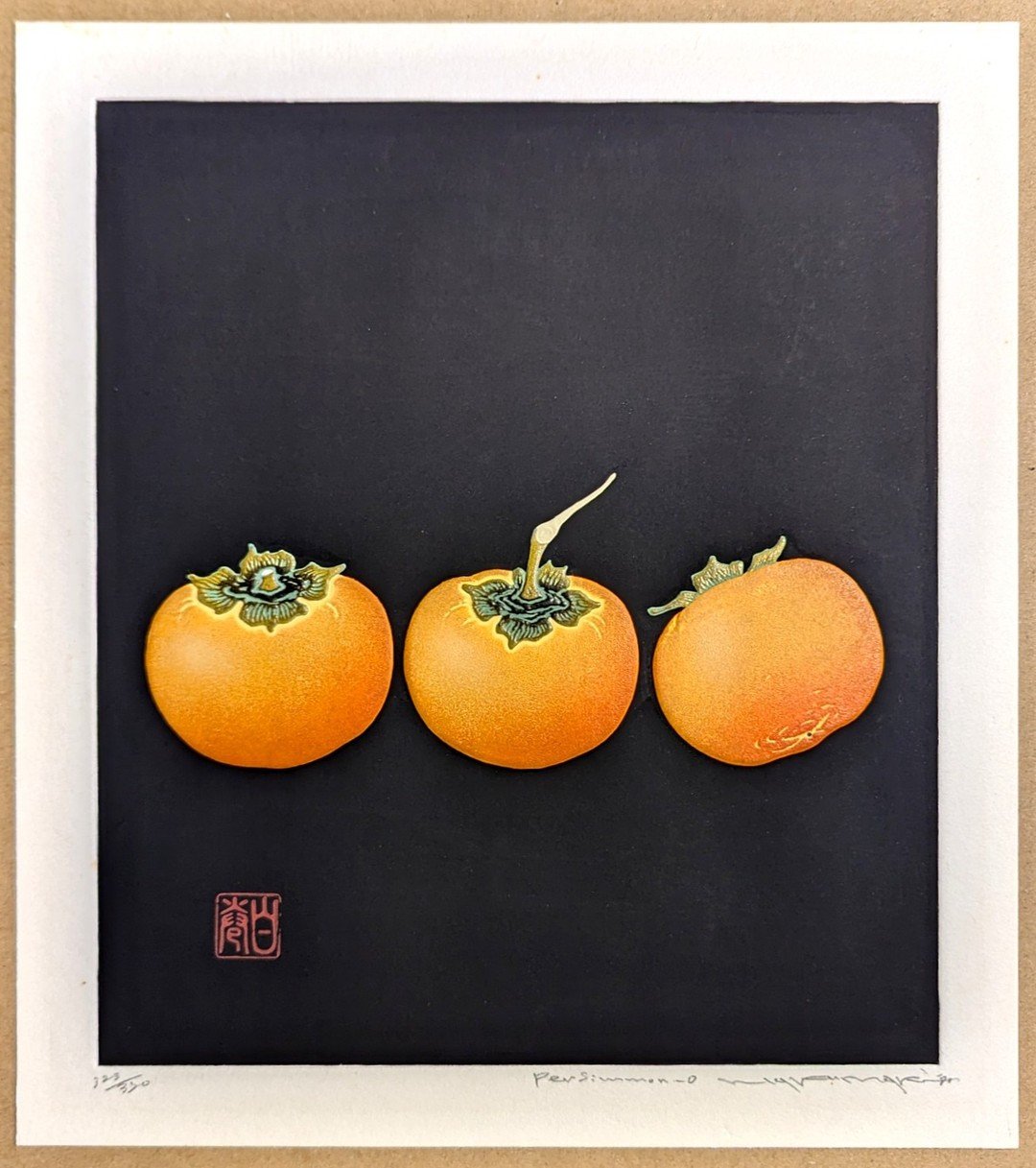 A beautiful Persimmon piece by 巻白 Haku Maki (1924-2000) 🎨🇯🇵.

Persimmons Series: 1971-1981. A beloved autumn fruit; Maki takes the persimmon (kaki 柿), to produce elegant, pure, hand embossed compositions. Adorning elements with urushi lacquer and 