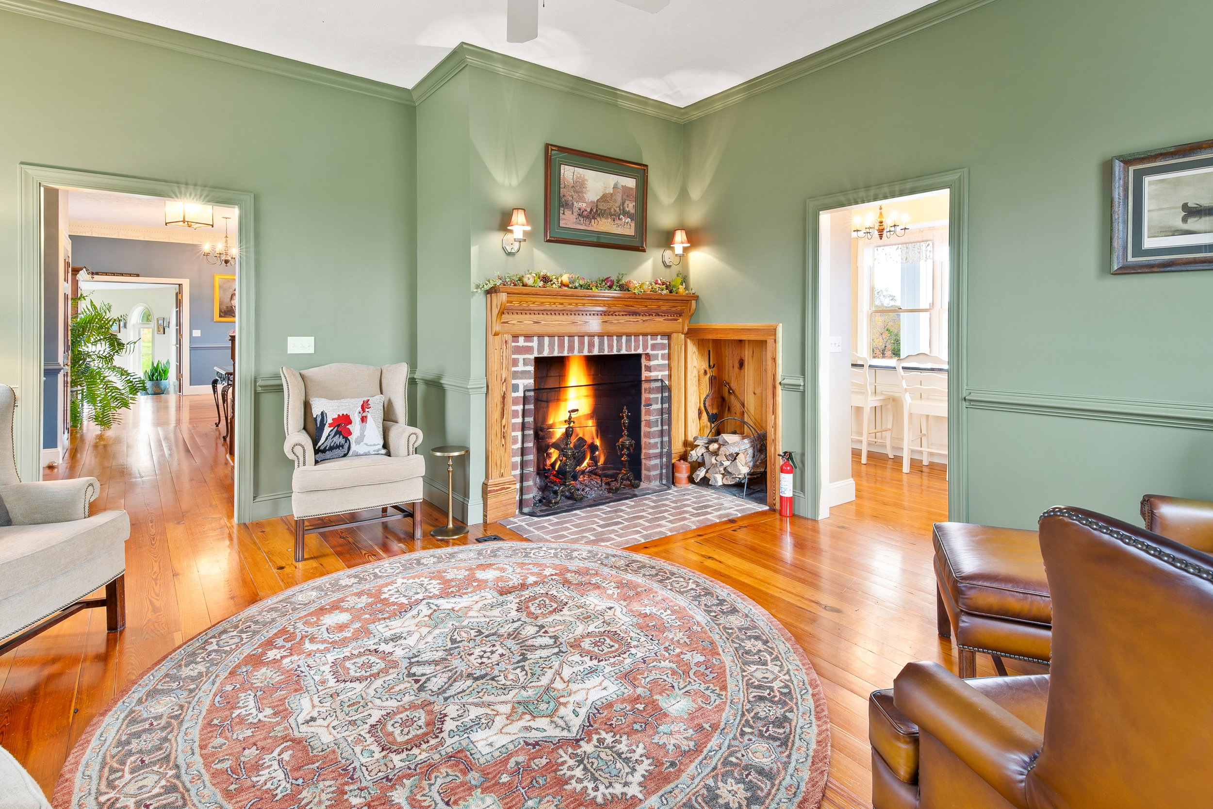 530 James River Road - Interiors-71.jpg