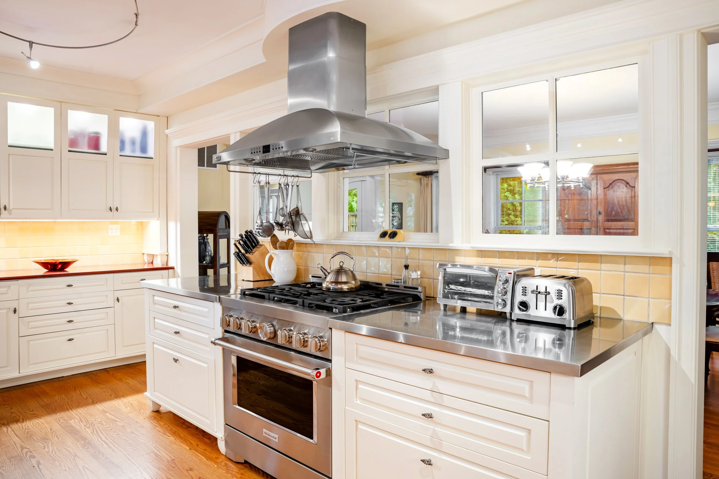 8830 Old Courthouse Road - Kitchen-4.jpg