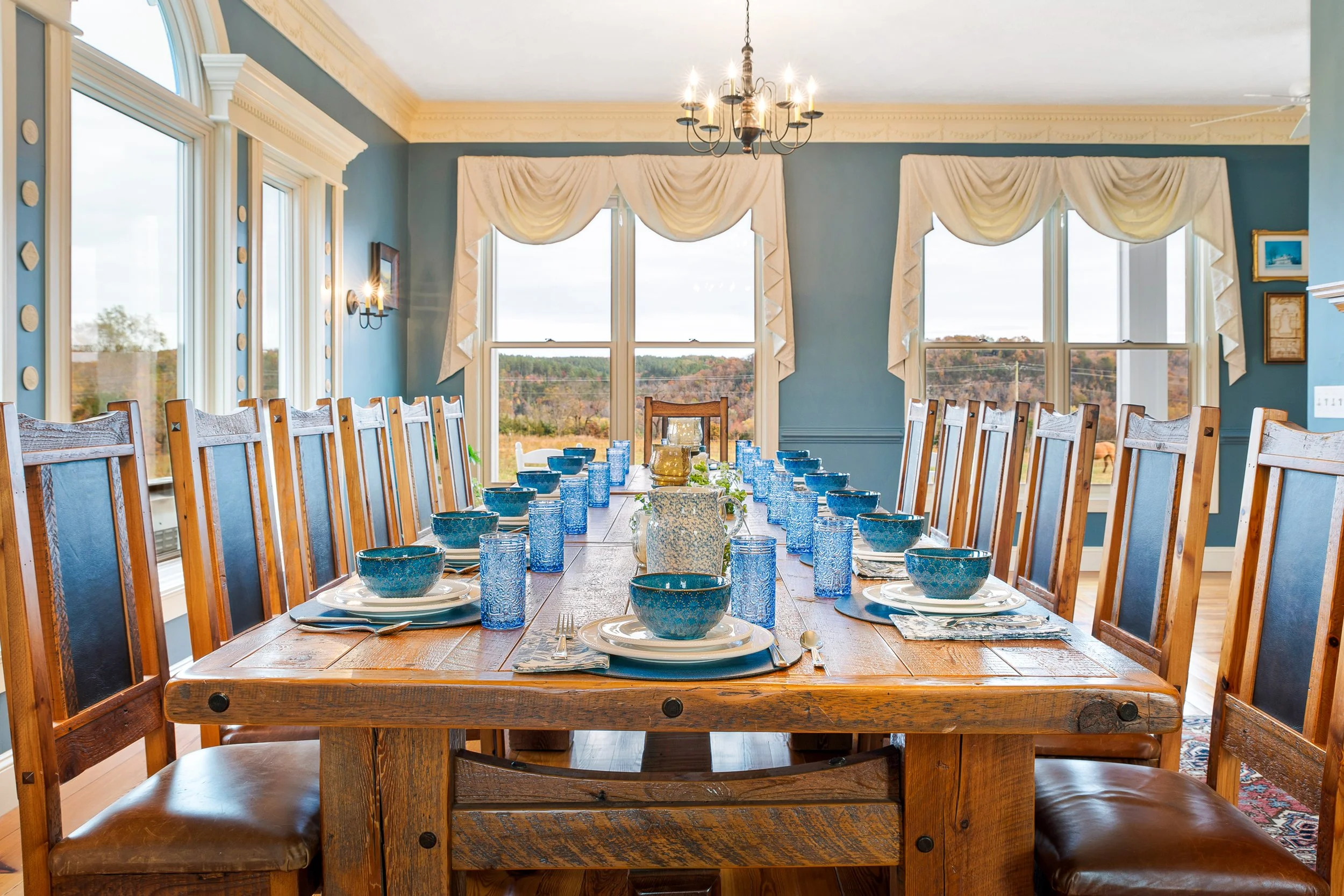 530 James River Road - Interiors-103.jpg