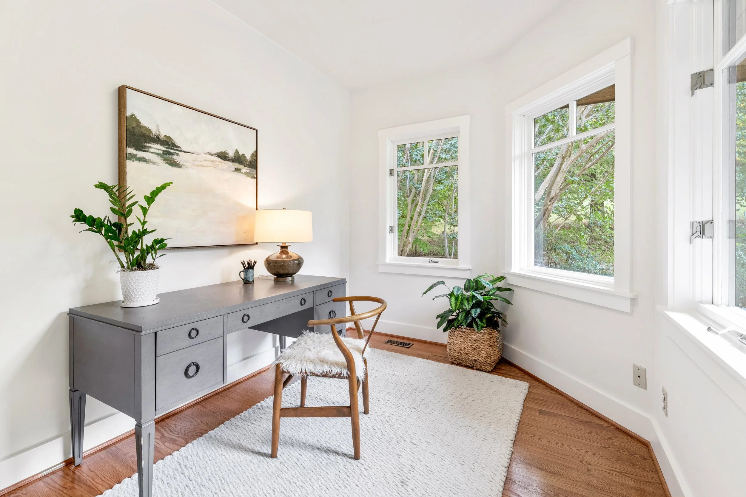 6585 Foxcliff Lane - Interiors 13.jpg