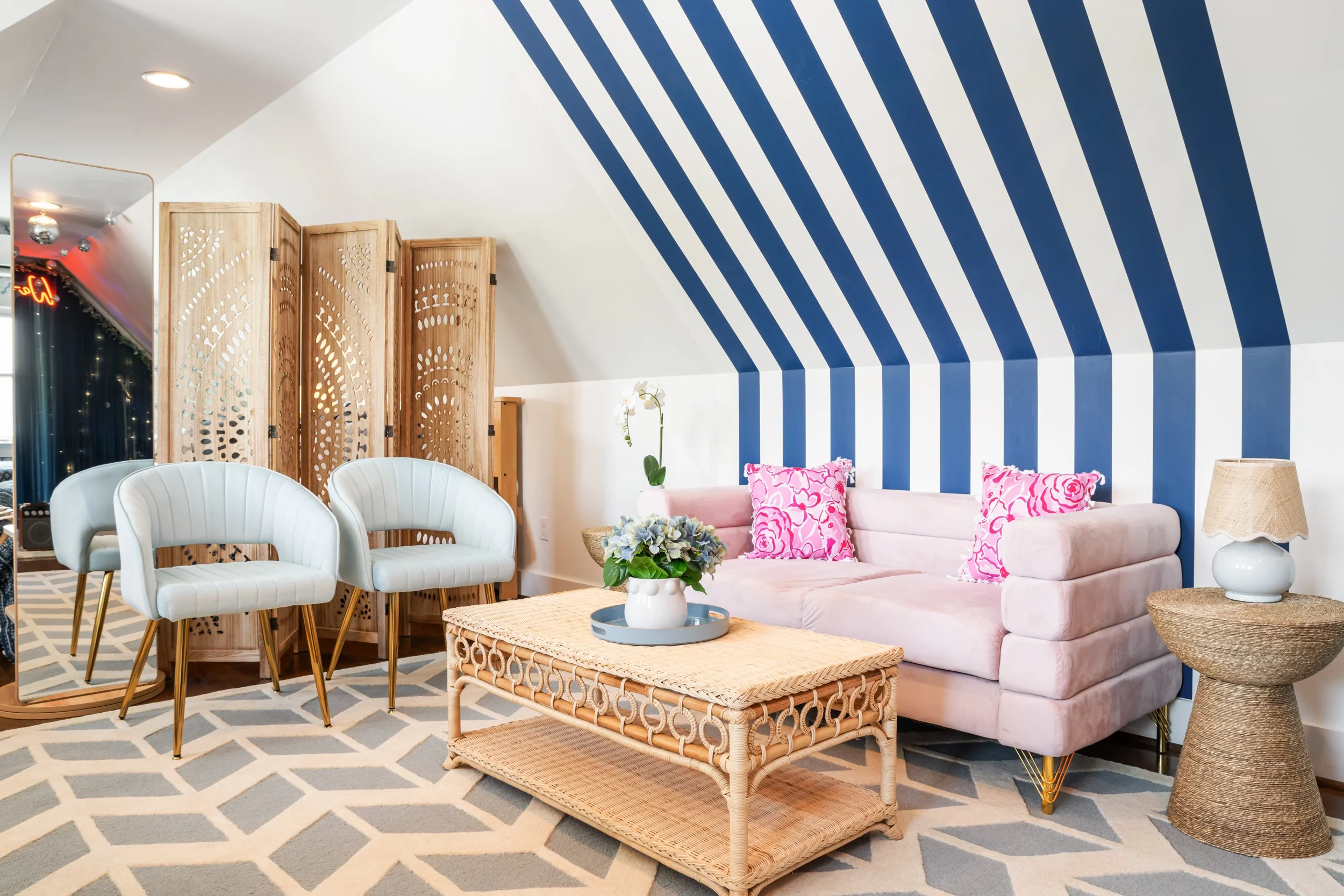 713 Nalle Street - Top Floor-9.jpg