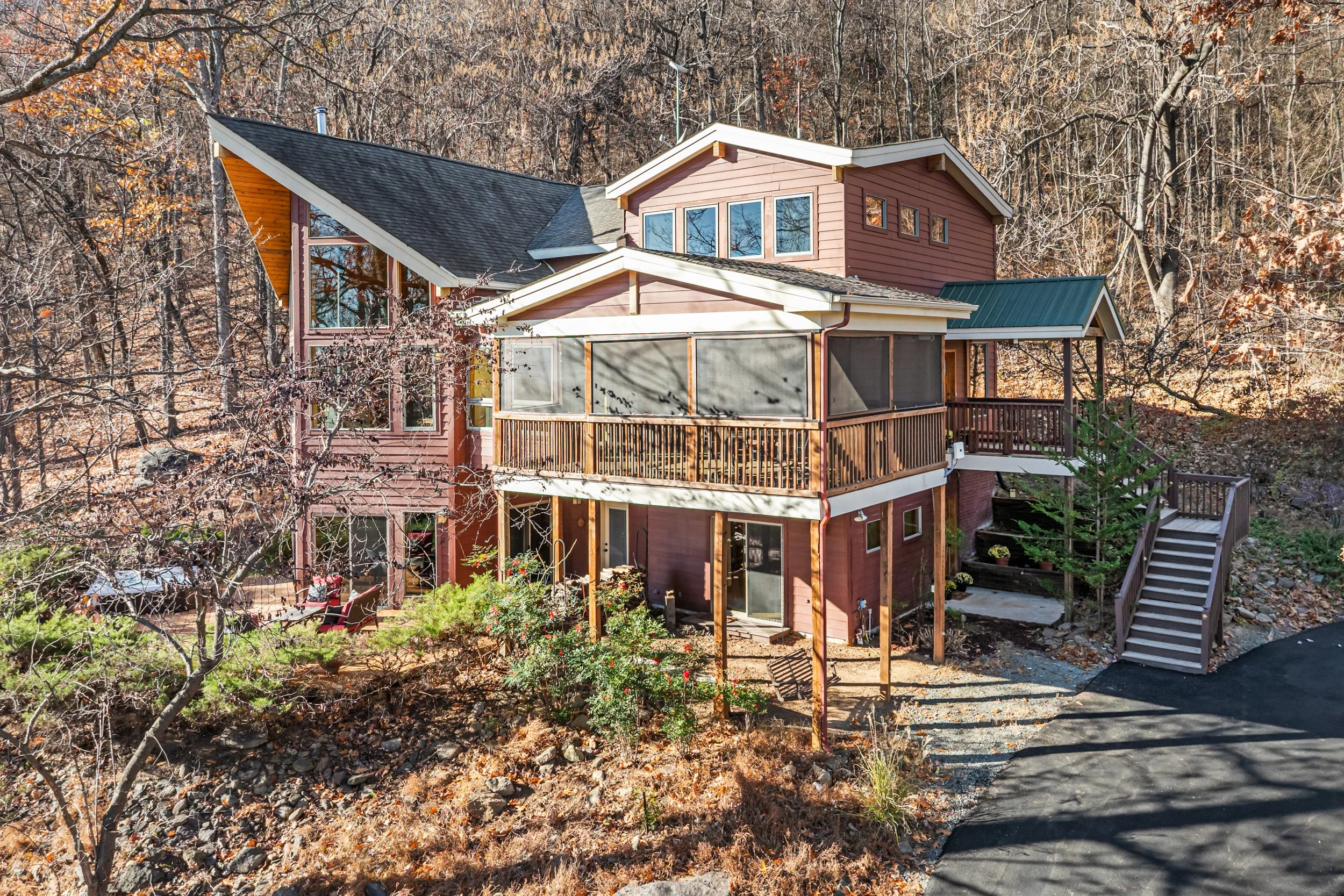 6966 Highlander - Exterior Home-2.jpg