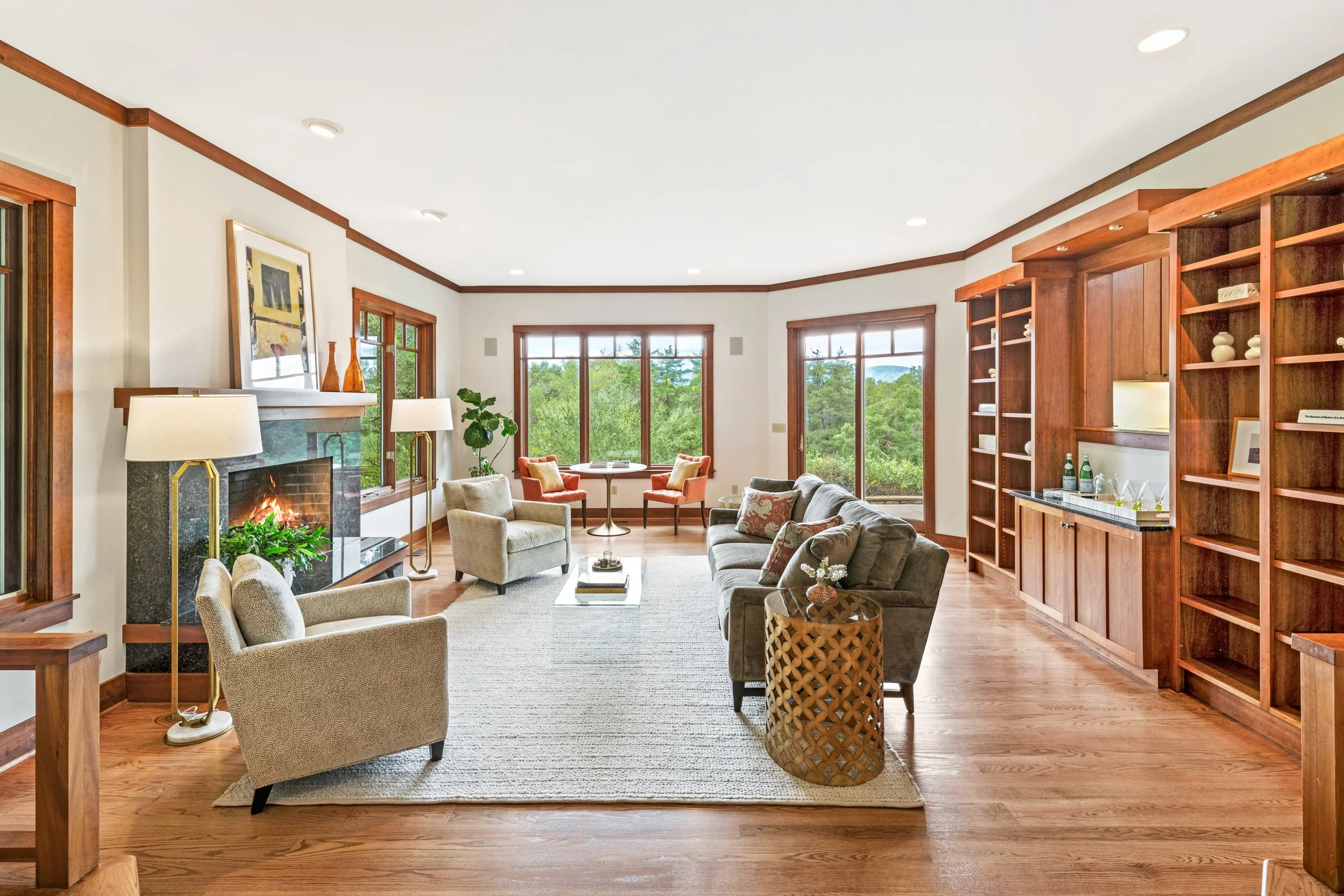 6585 Foxcliff Lane - Interiors 52.jpg
