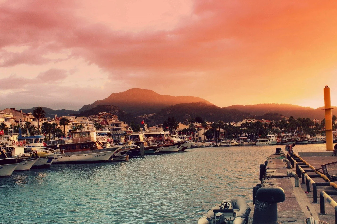 How to Budget and Save for a Dream Vacation