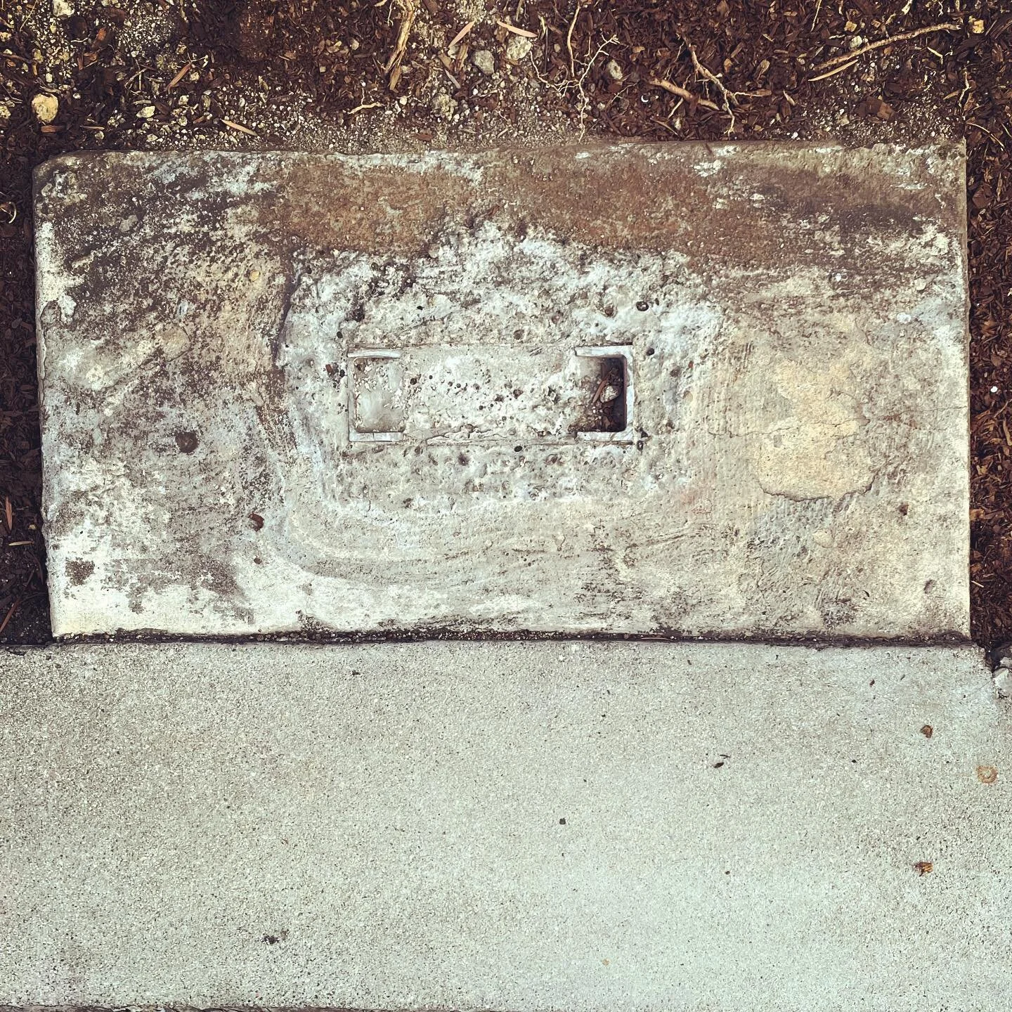 sneaky hidden robots&hellip;#marksandsigns #todaysrobot