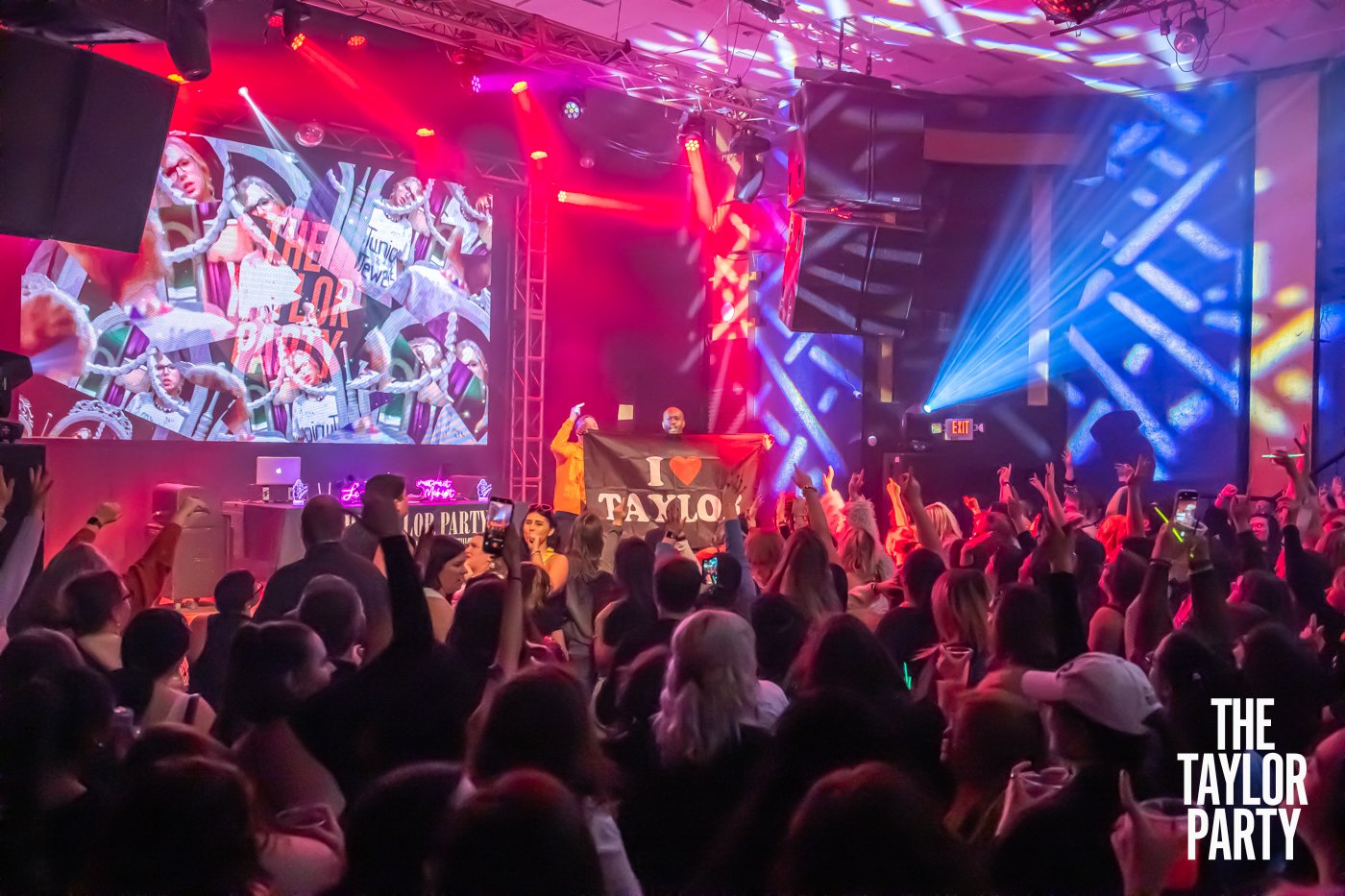 taylor-party-vogue-1-17-2026-5506.jpg