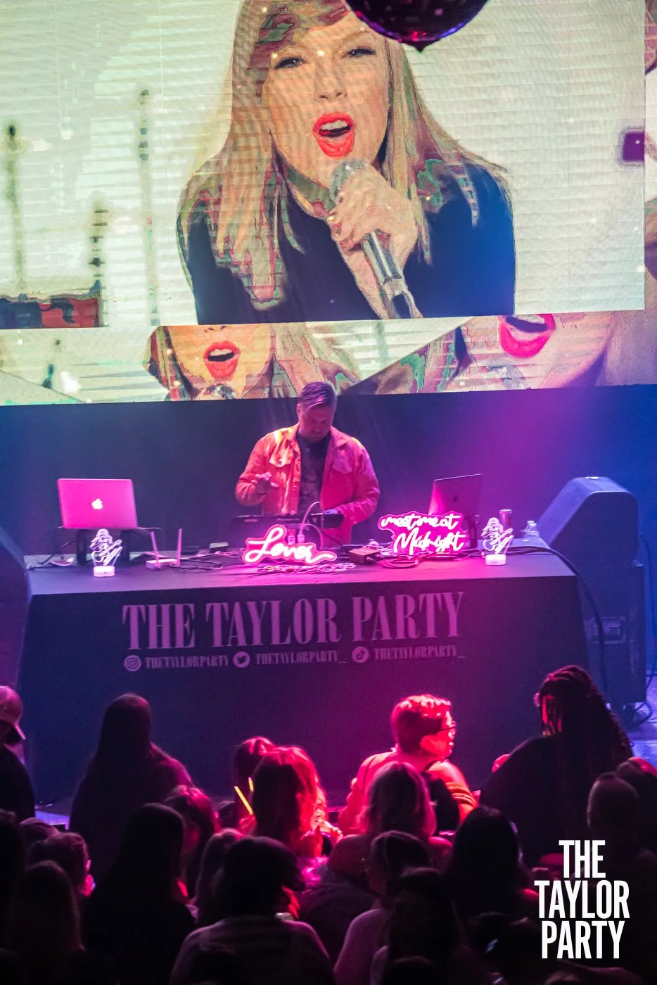 taylor-party-vogue-1-17-2026-4052.jpg