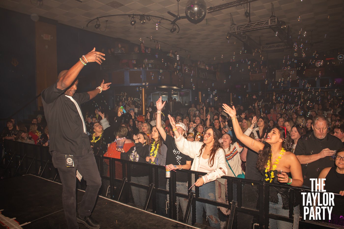 taylor-party-vogue-1-17-2026-5435.jpg