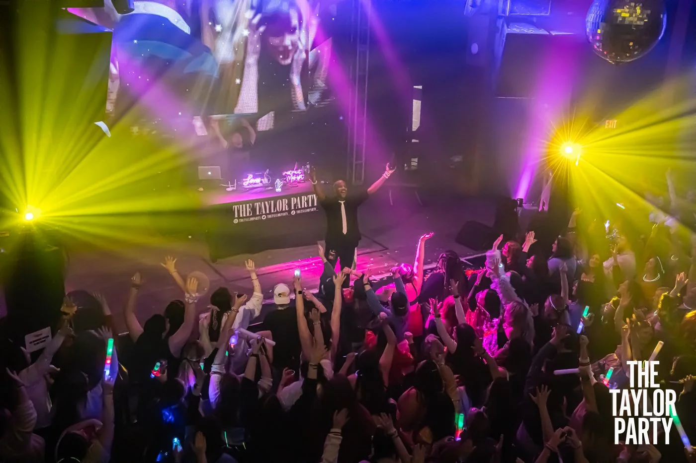 taylor-party-vogue-1-17-2026-5824.jpg