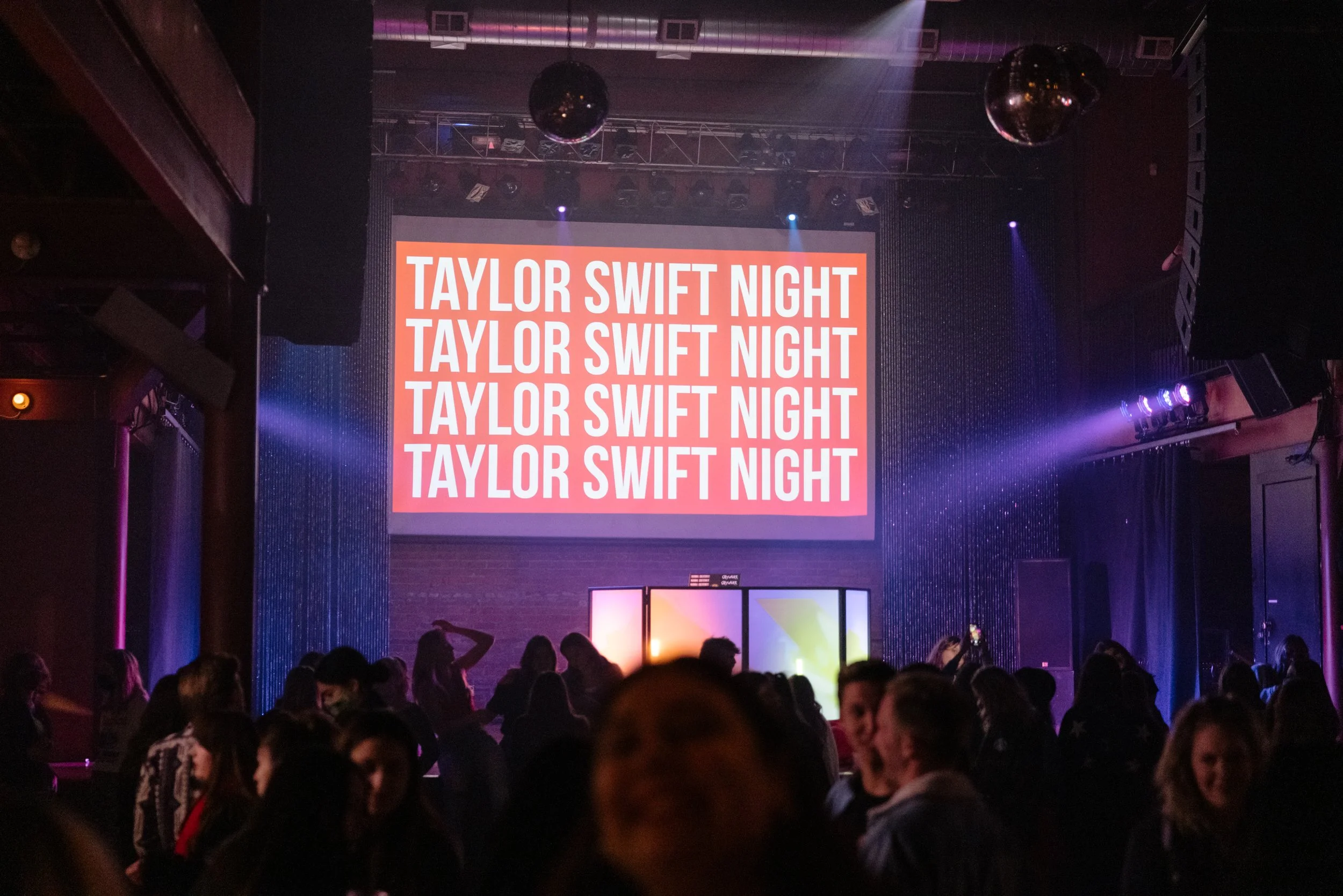 TSWIFT NIGHT  - MULKA-5744.jpg