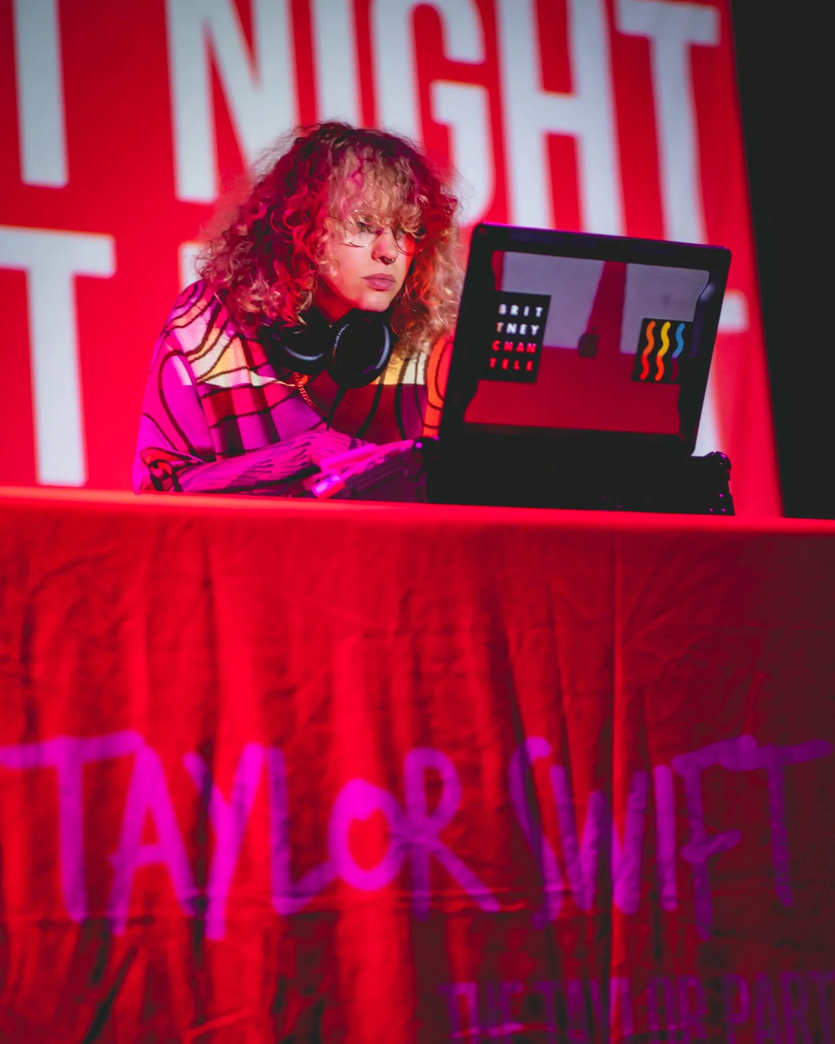 TAY SWIFT DANCE PARTY-0433.jpg