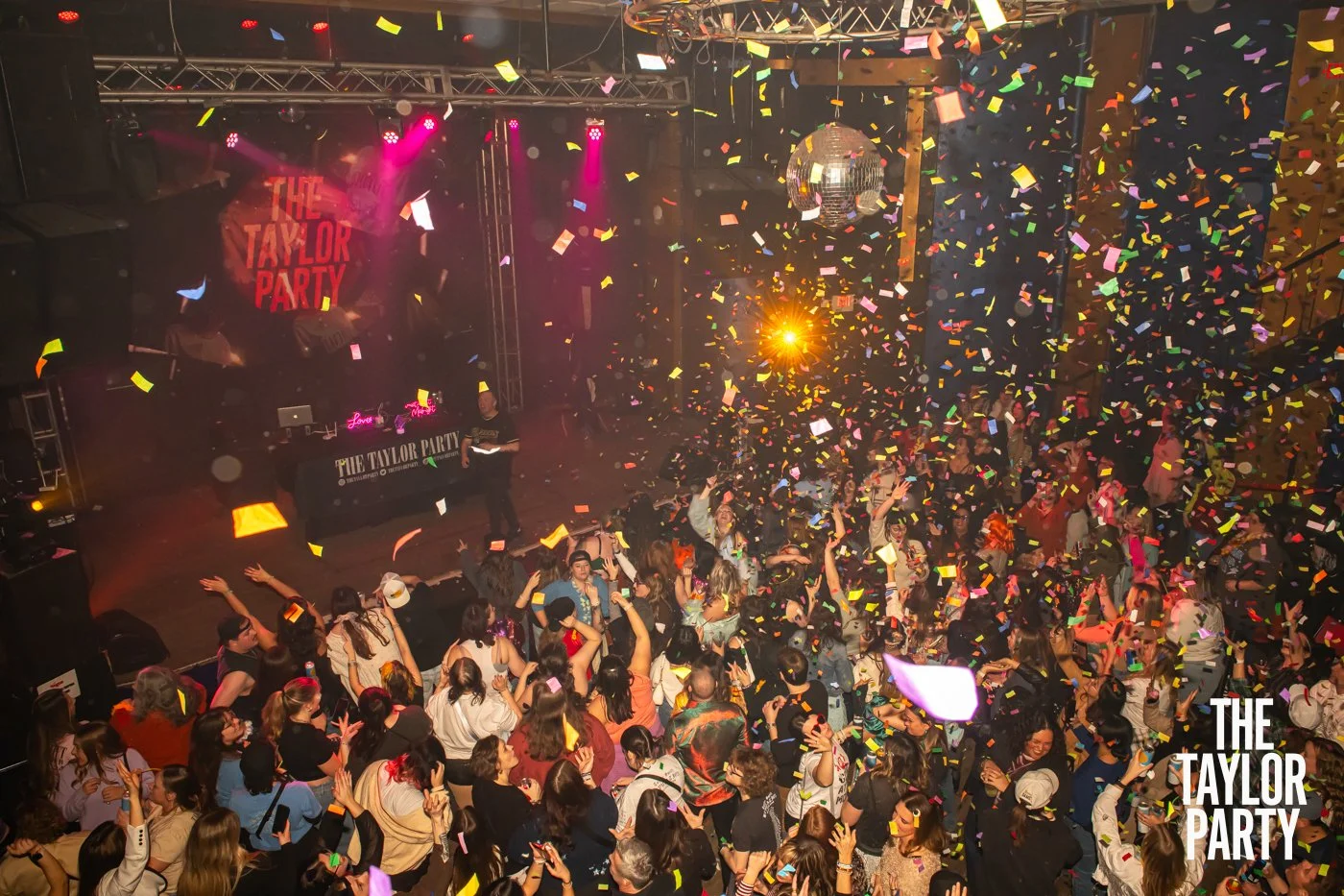 taylor-party-vogue-1-17-2026-5775.jpg