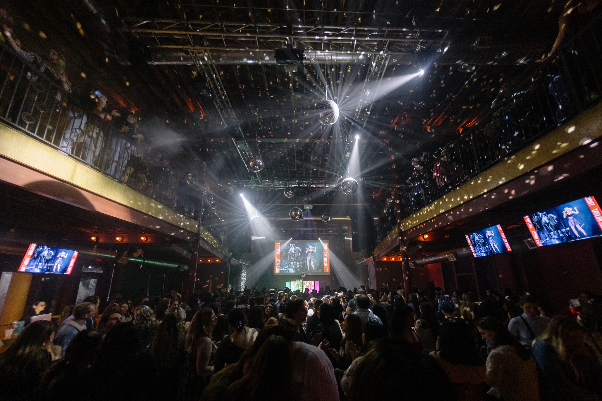 TSWIFT NIGHT  - MULKA-0400.jpg