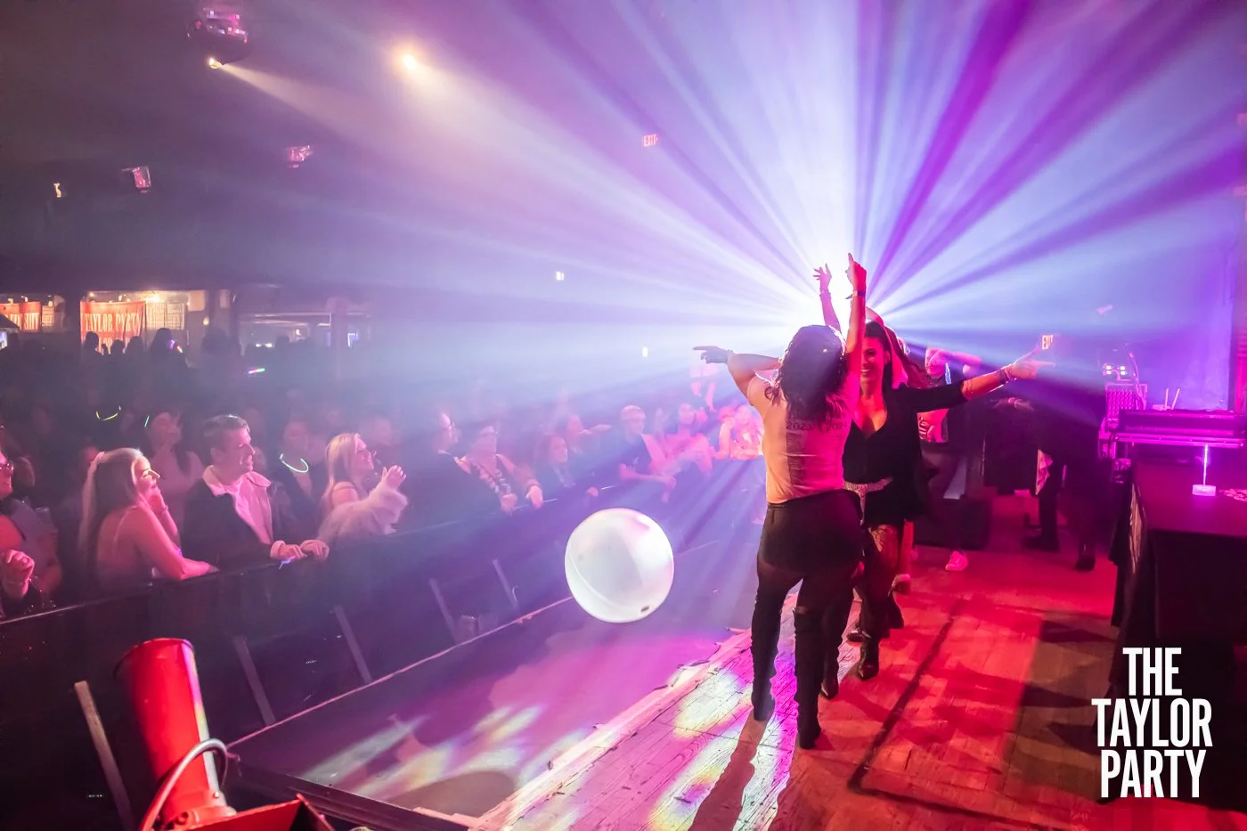 taylor-party-vogue-1-17-2026-5554.jpg