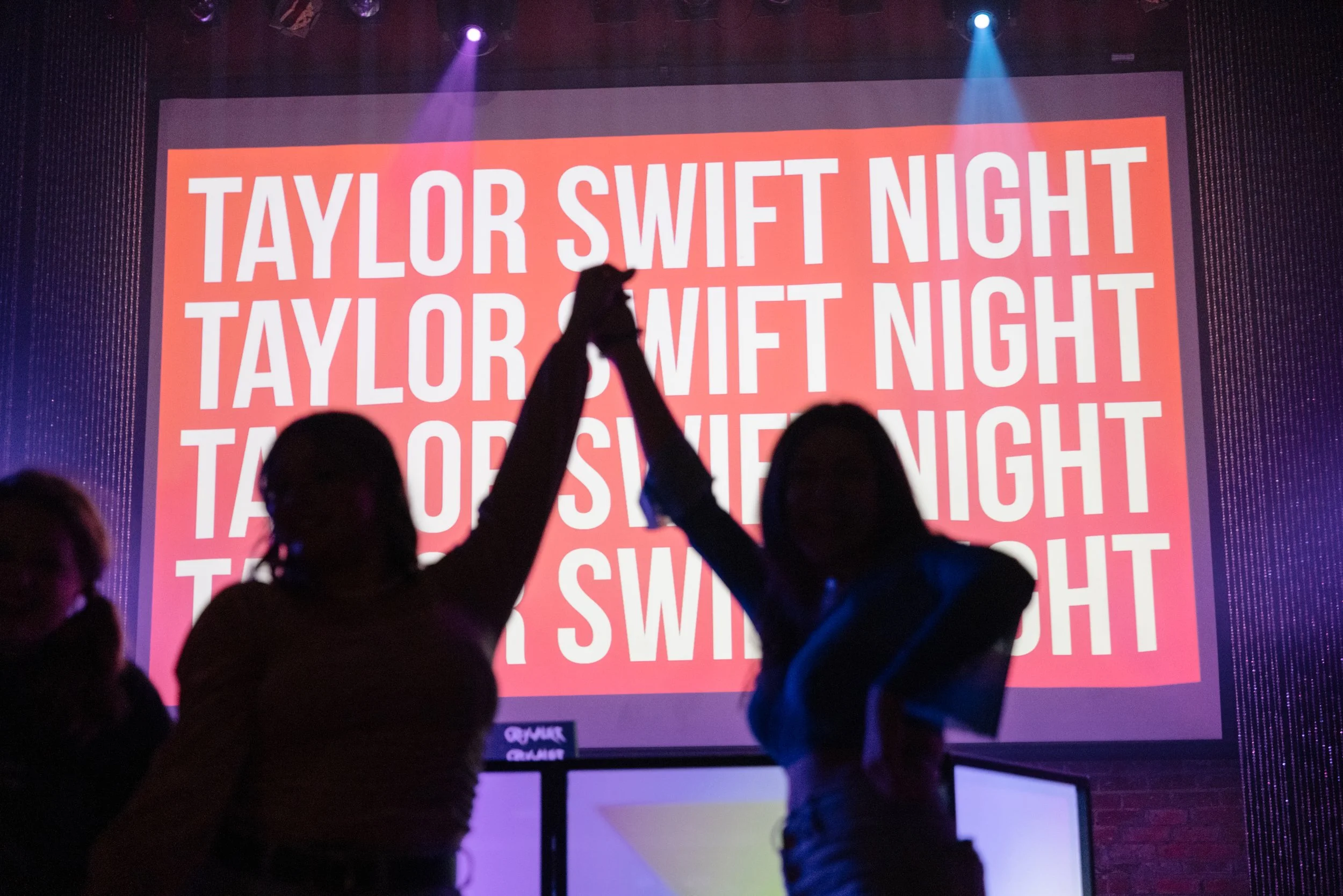 TSWIFT NIGHT  - MULKA-5772.jpg