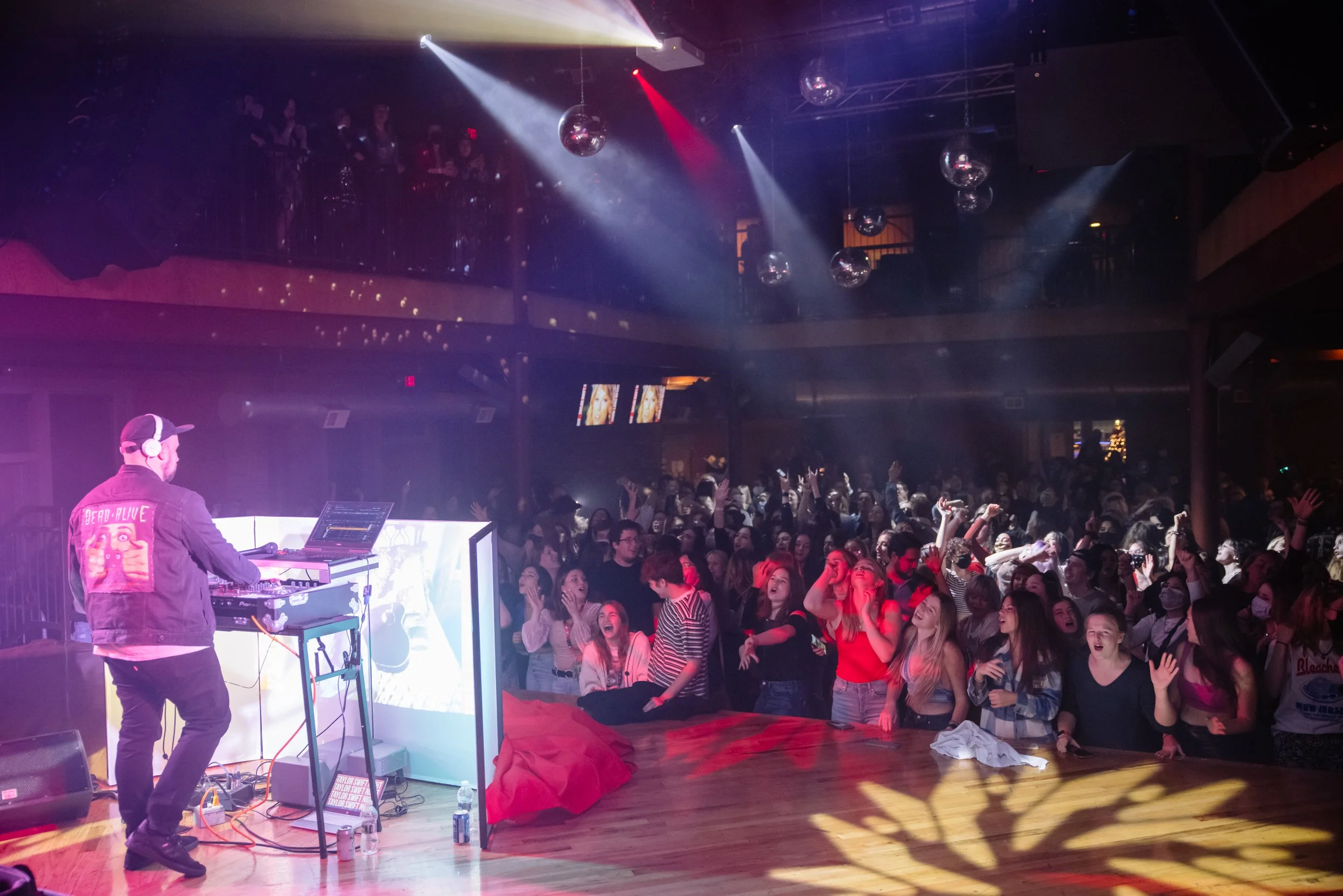 TSWIFT NIGHT  - MULKA-5843.jpg