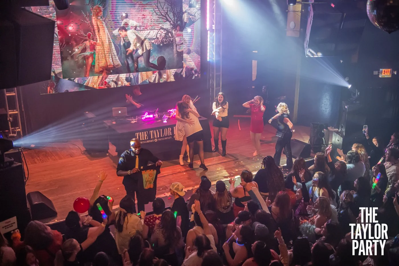taylor-party-vogue-1-17-2026-5830.jpg
