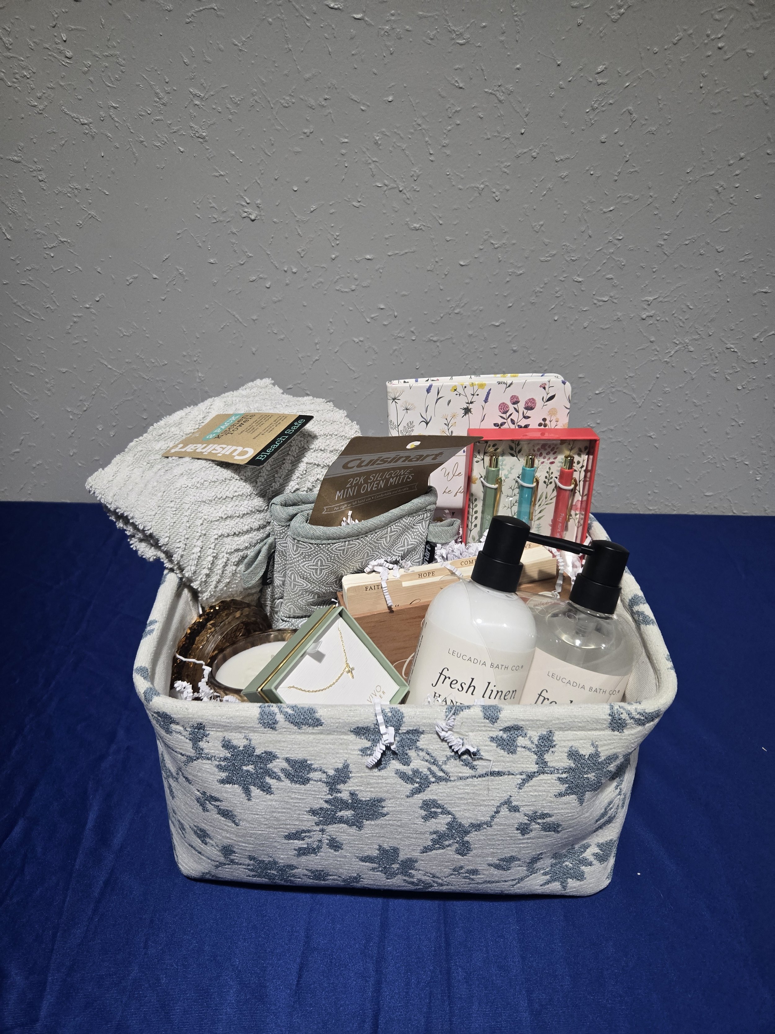 Gift Basket - kitchen theme