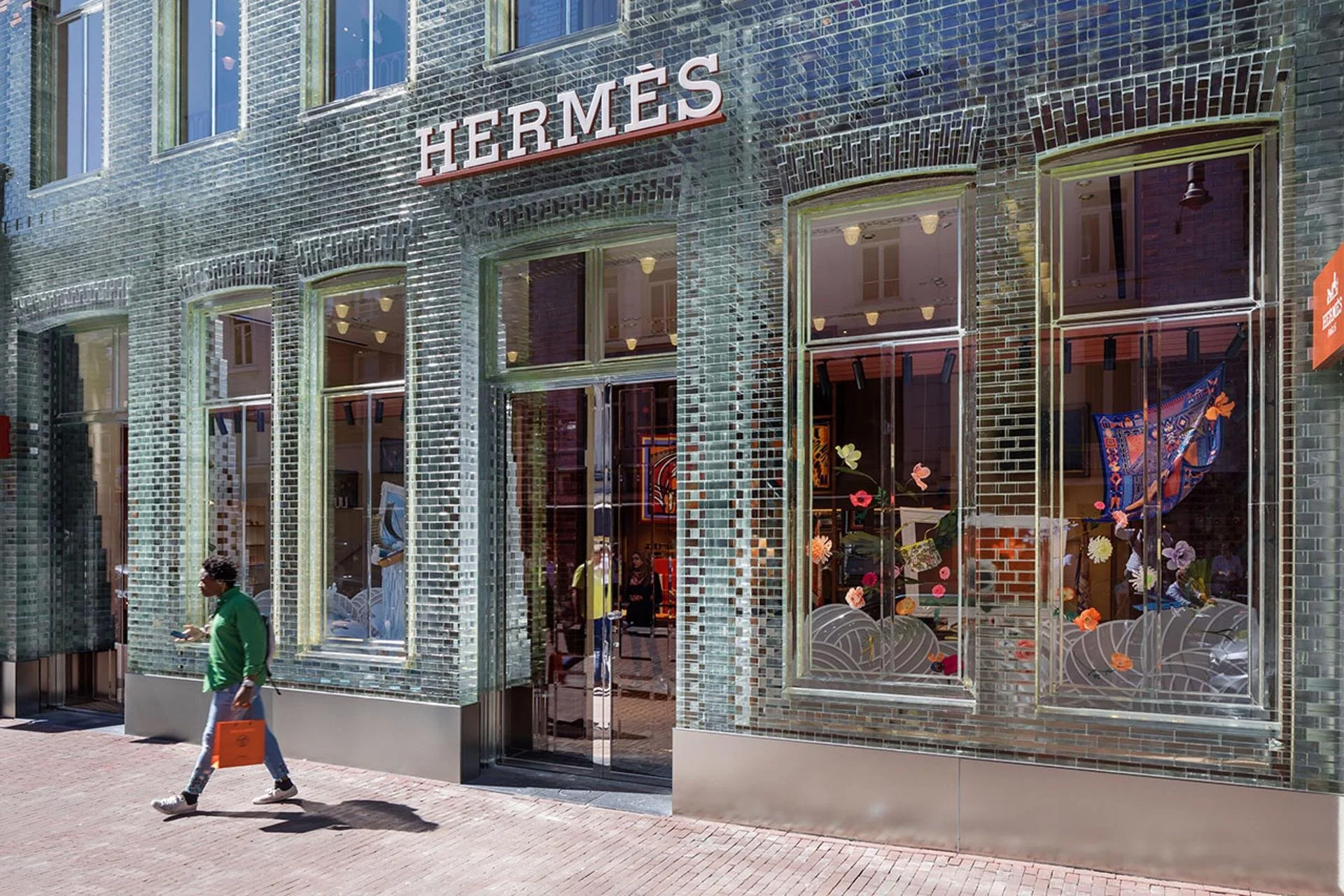 190504__MVRDV_Crystal Houses_Hermes_Amsterdam_website.jpeg