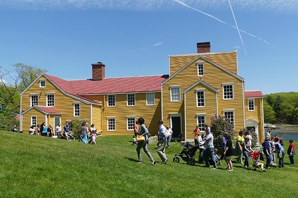 2019 Preservation Achievement Award: Wentworth-Coolidge Mansion