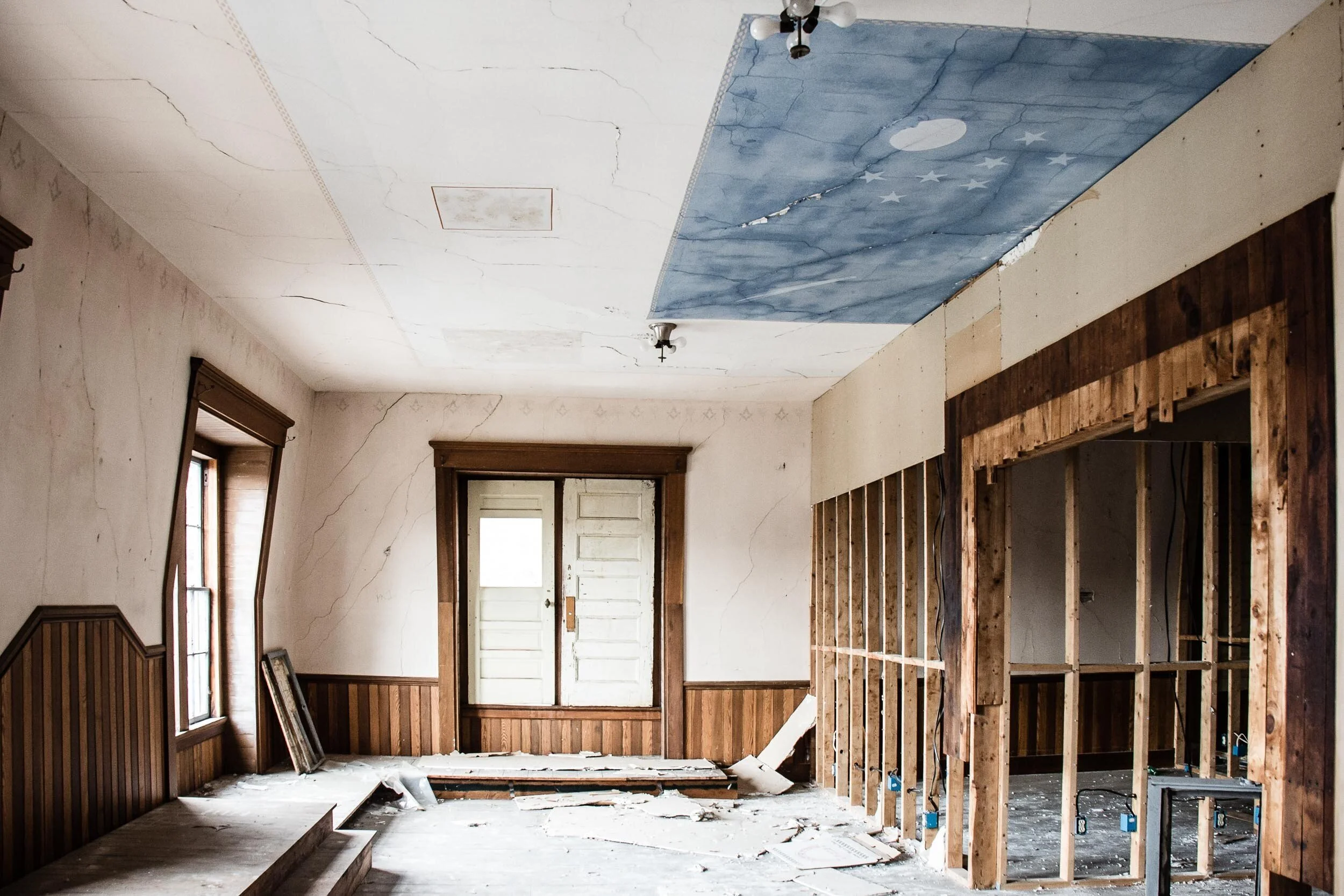 Sunapee_Rundown Interior_SB.jpg