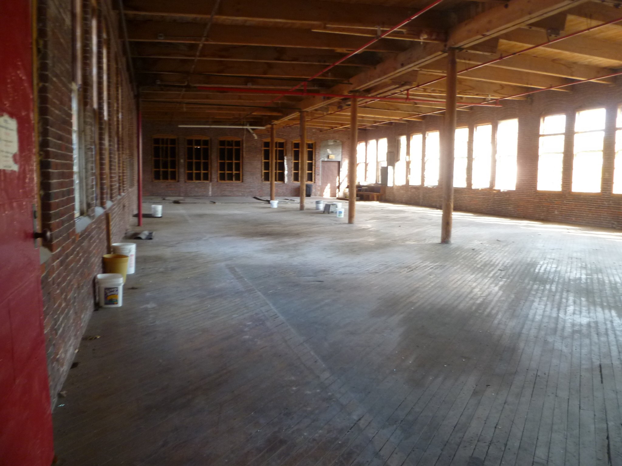 FRANKLIN.Before, interior, open space.JPG