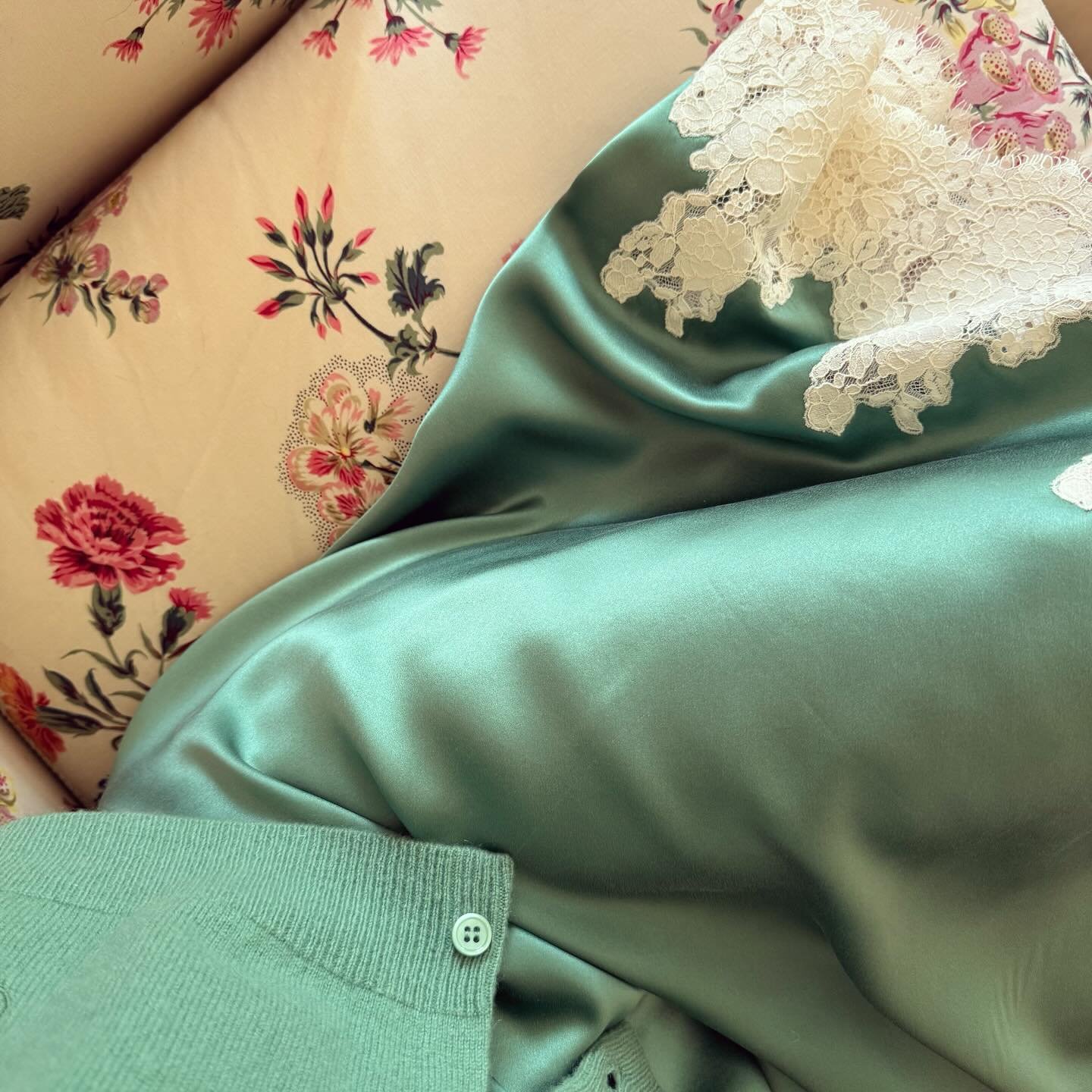 sweet signs of spring! 🌿