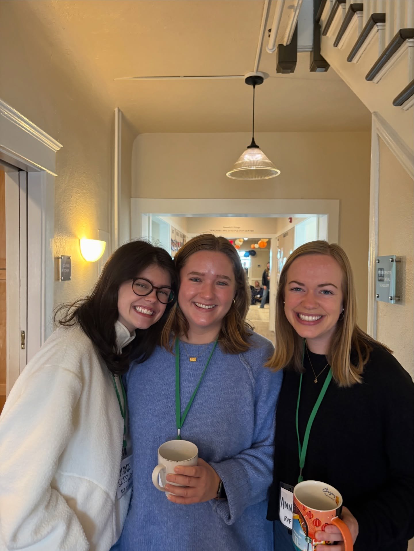 It has been a joy to serve as a warming house for thousands of women rushing at UVA during week 1 of recruitment. And a huge thank you to all of our volunteers! 💖

#rush #uva #studuva #virginia #gohoos