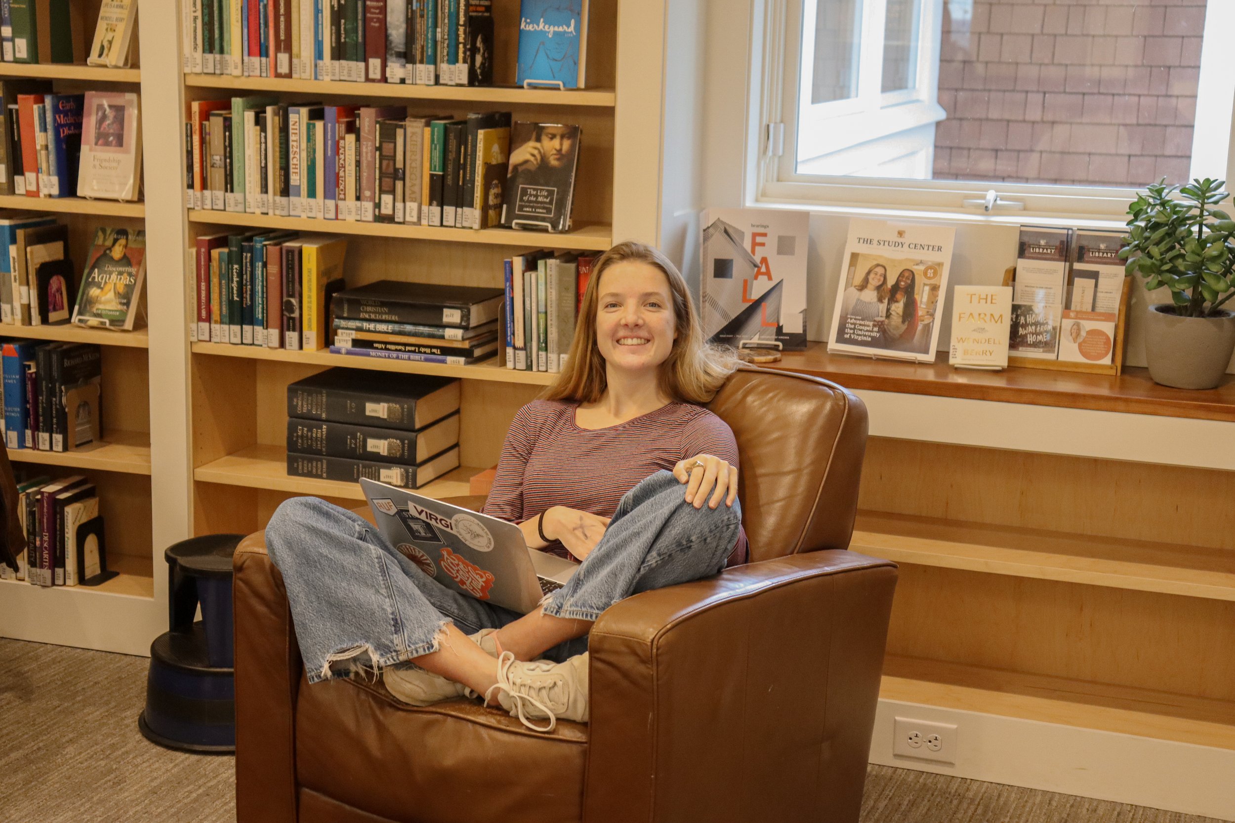 Library2.jpg