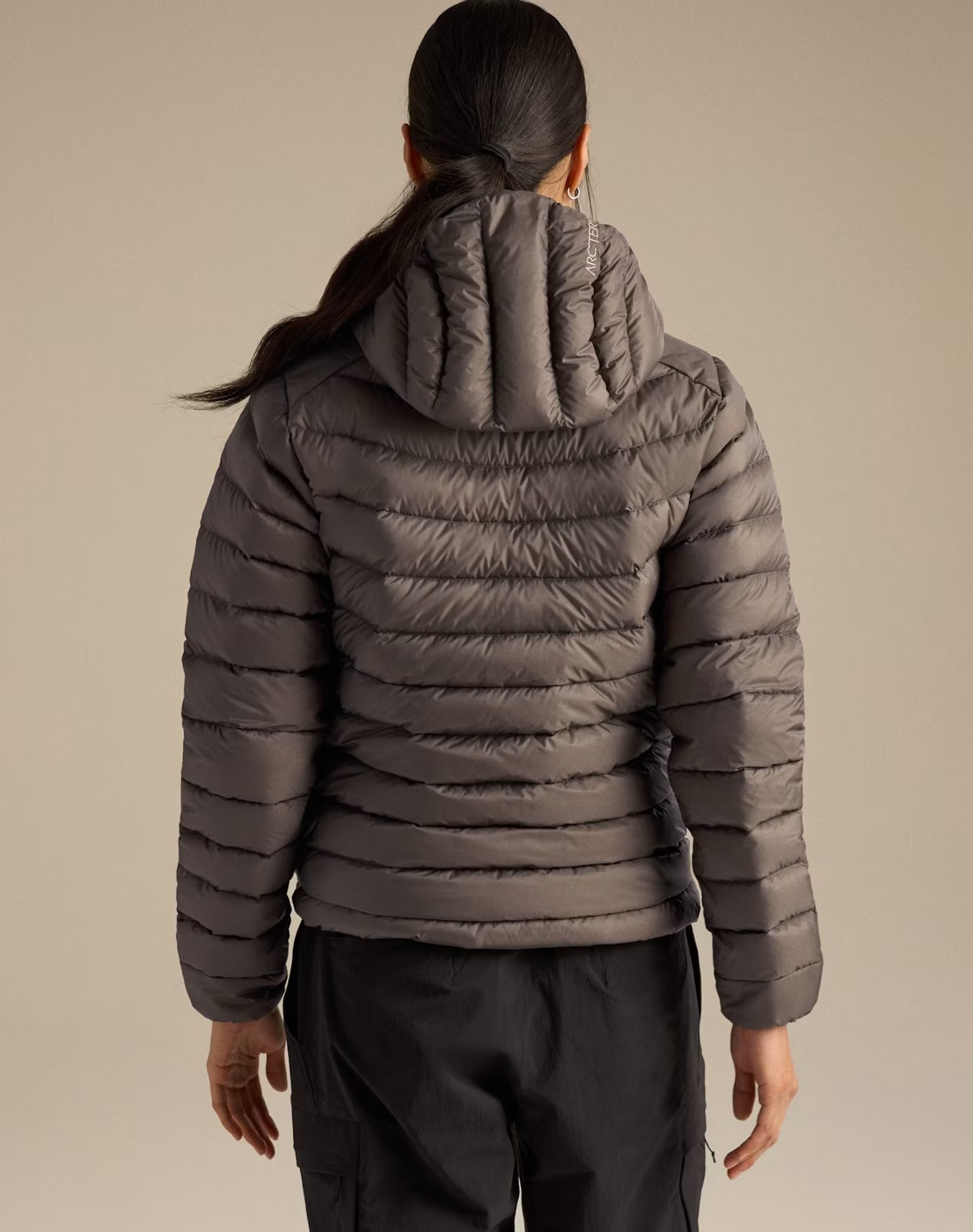 F26-X000010554-Cerium-Hoody-Mongoose-Women-s-Back-View.jpg