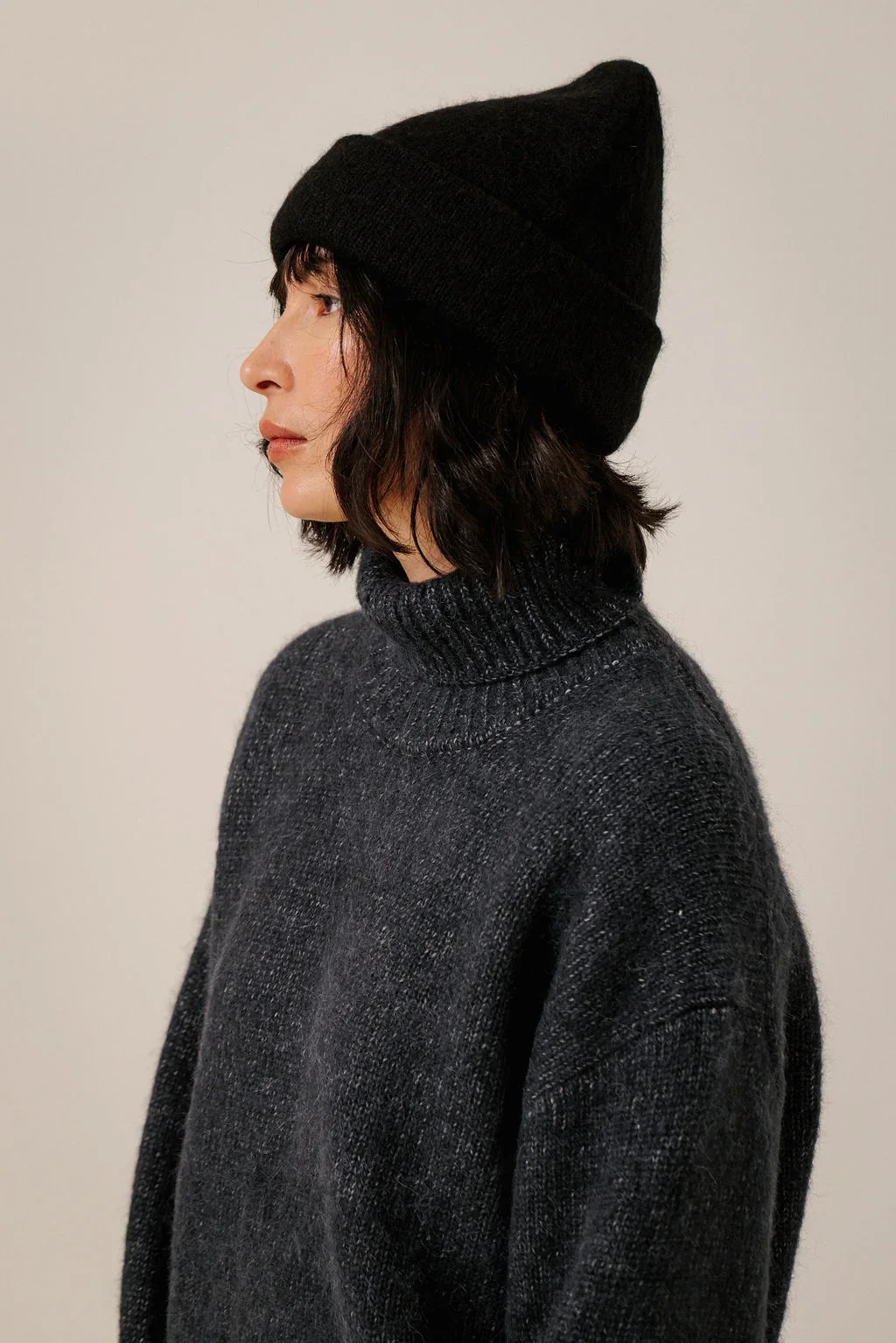 Bare-Knitwear-Baby-Alpaca-Andes-Beanie-Classic-Black-2.webp