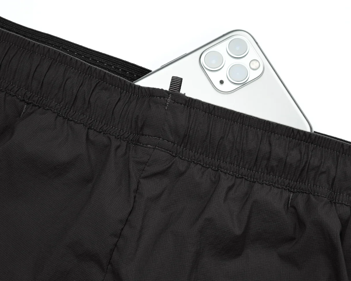 12052-94000_rippy-cordura-5-trail-shorts_morel_phone-pocket_94b7537f-a13f-426d-9de8-dab74ff4502f.webp