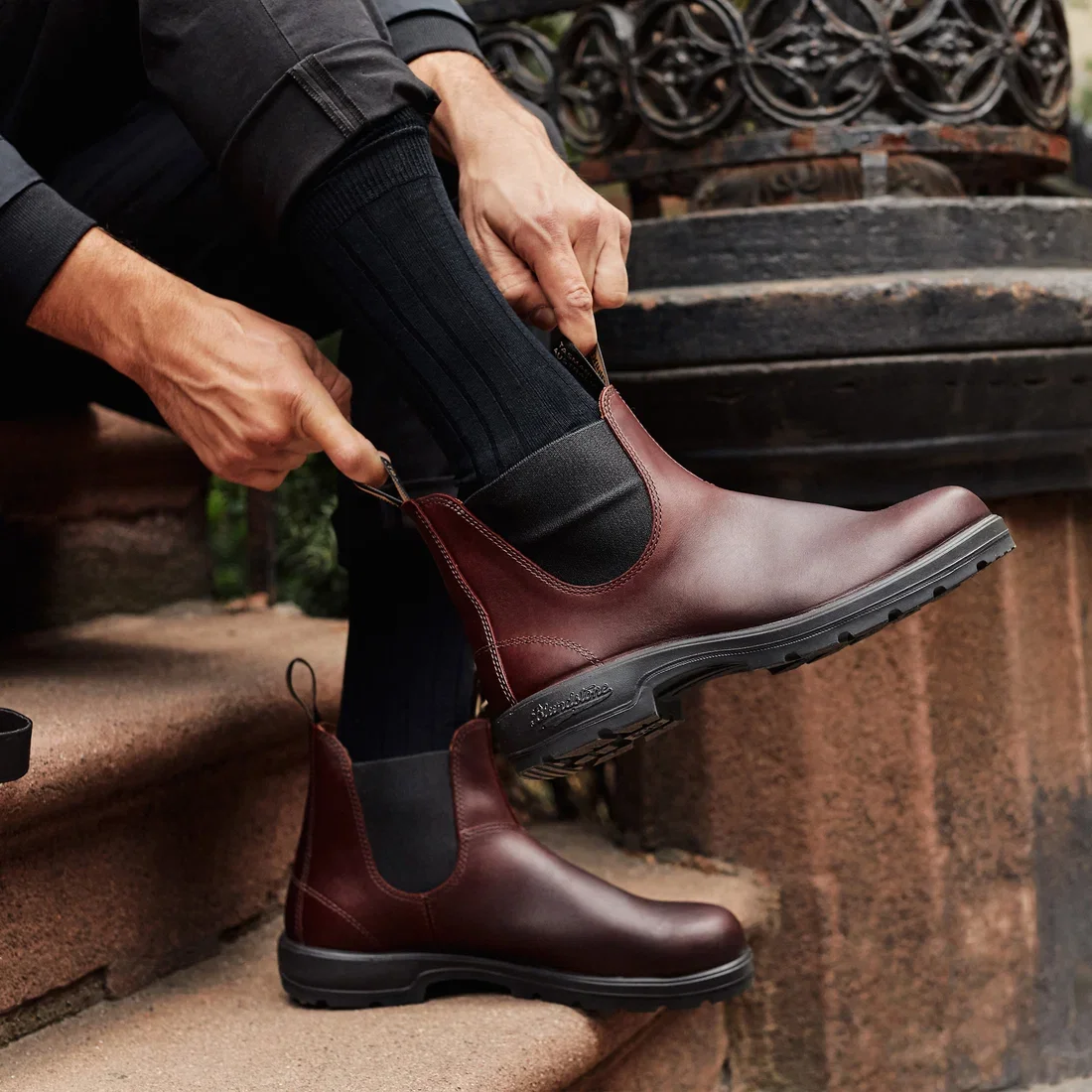 product-image_v2_2130-USA_l_lifestyle_men_slider_1.webp