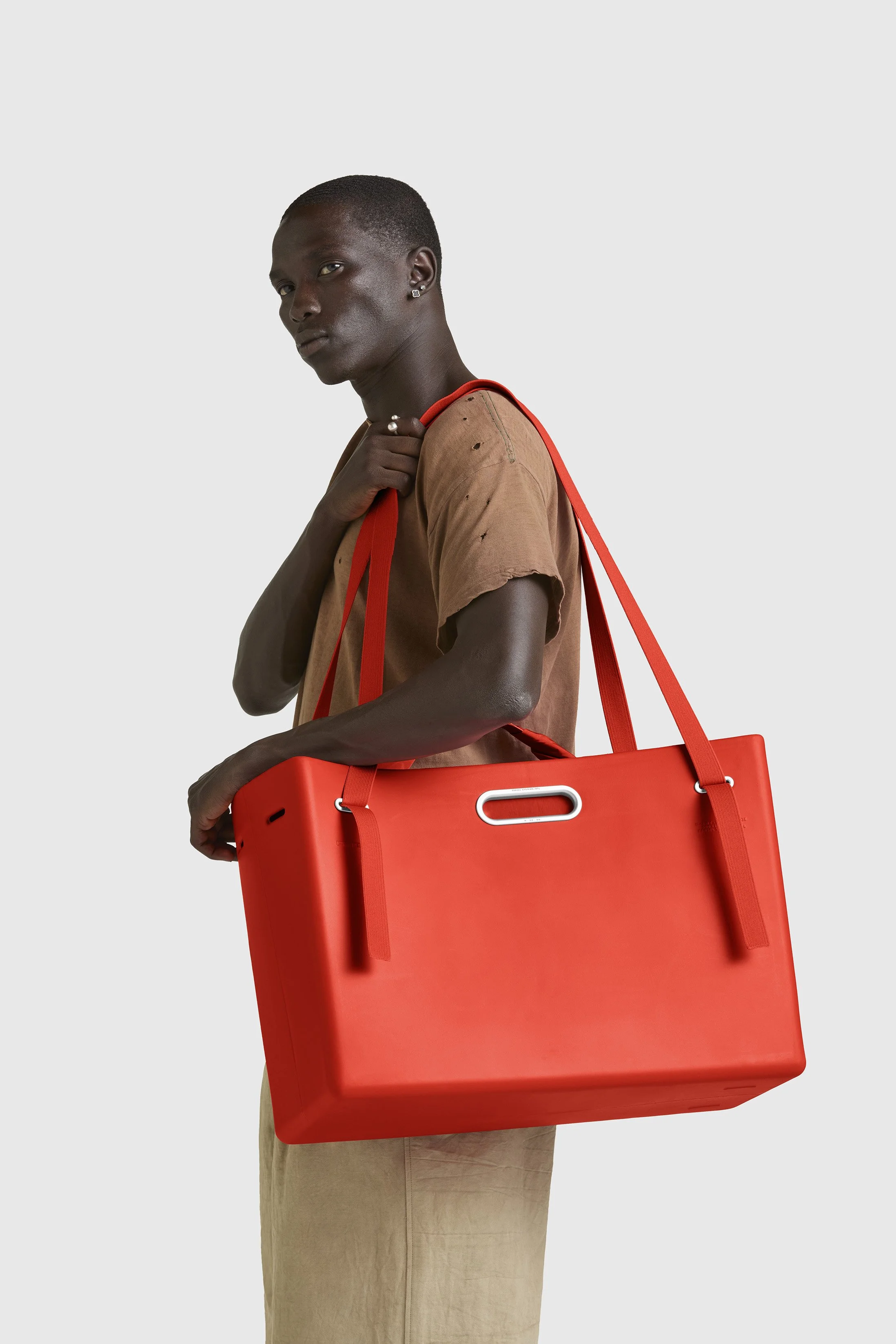 25039_XL_priority_male_look1_0773_01_150dpi.jpg