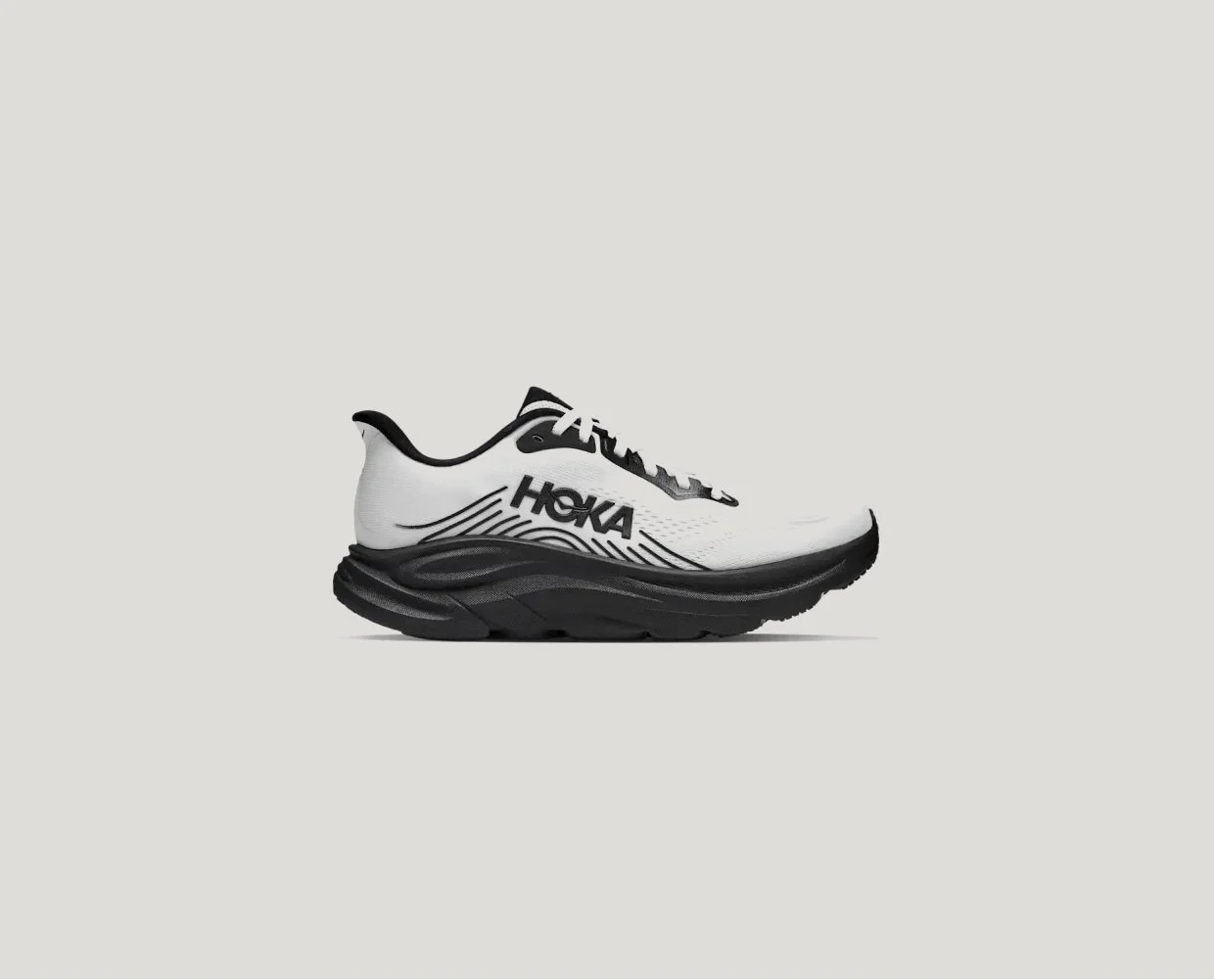 M Clifton 11 in White/Black