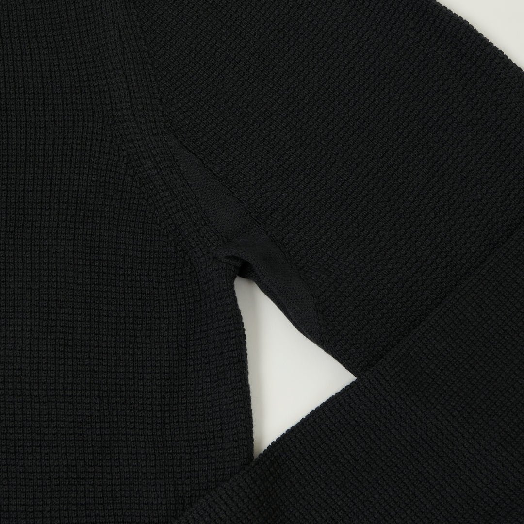 MERZB_SCHWANEN_WAFFLEKNITSWEATER_CHARCOAL5.jpg