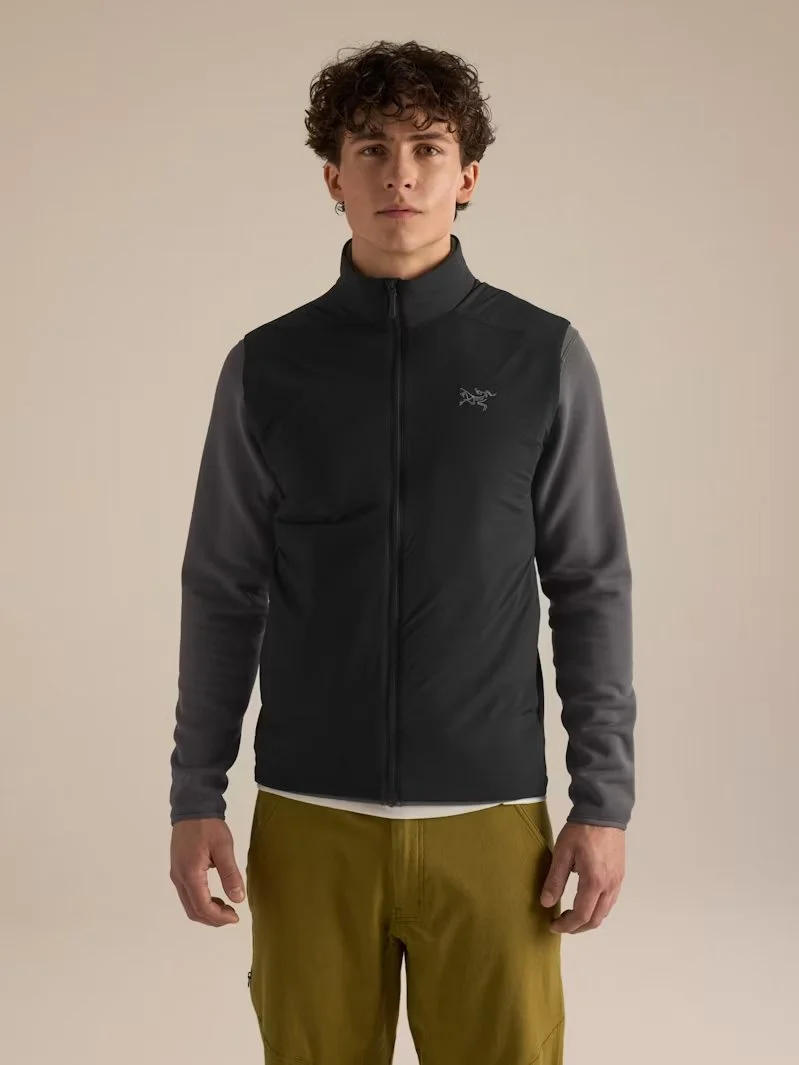 F26-X000009559-Atom-Vest-Black-Front-View.jpg