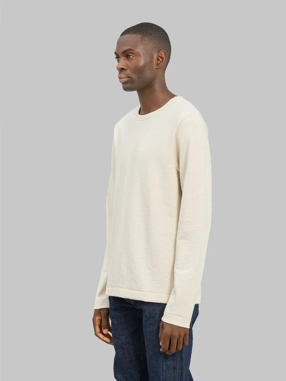 merz-b-schwanen-2s18-super-heavyweight-long-sleeve-loopwheeled-tshirt-nature-side.webp