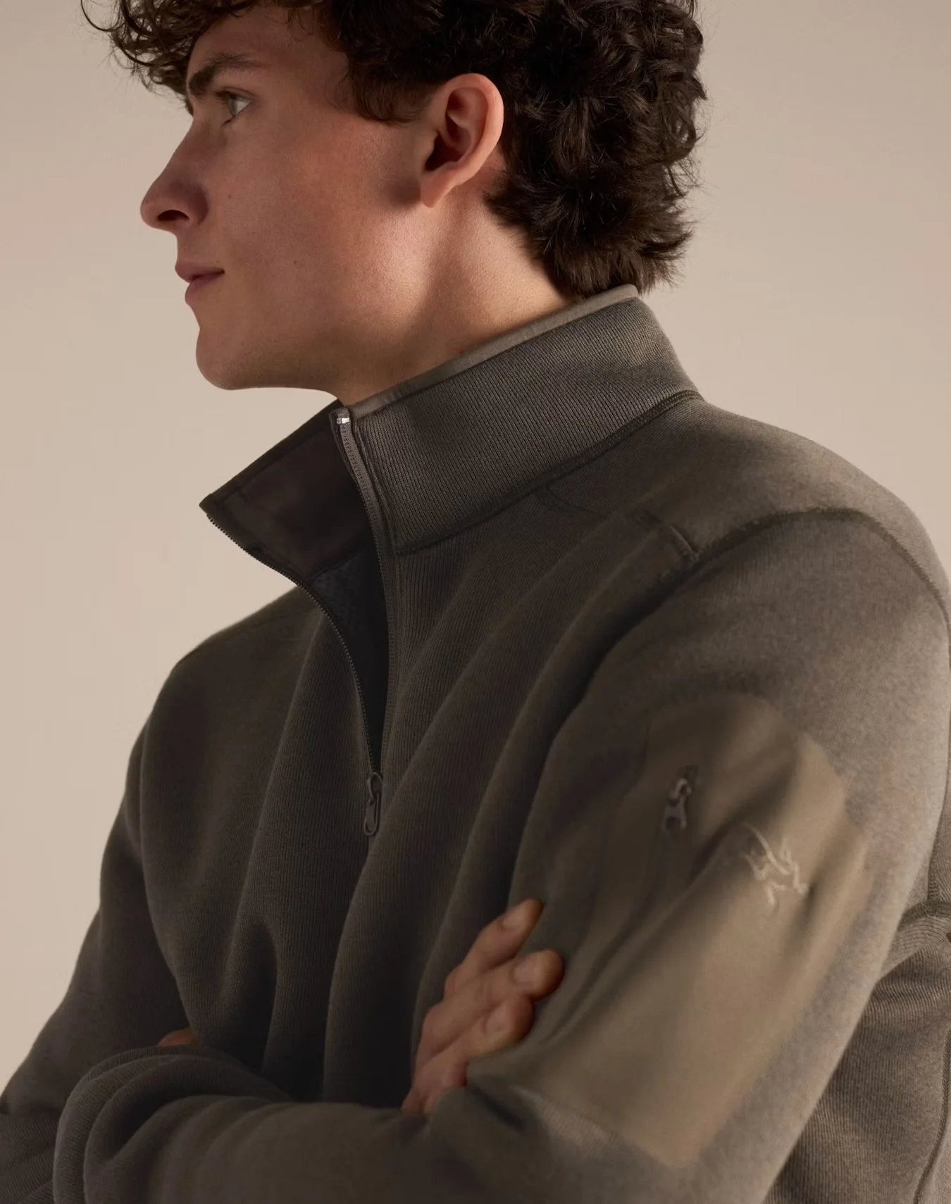 F26-X000010727-Covert-Cardigan-Mongoose-Heather-Detail-1.jpg