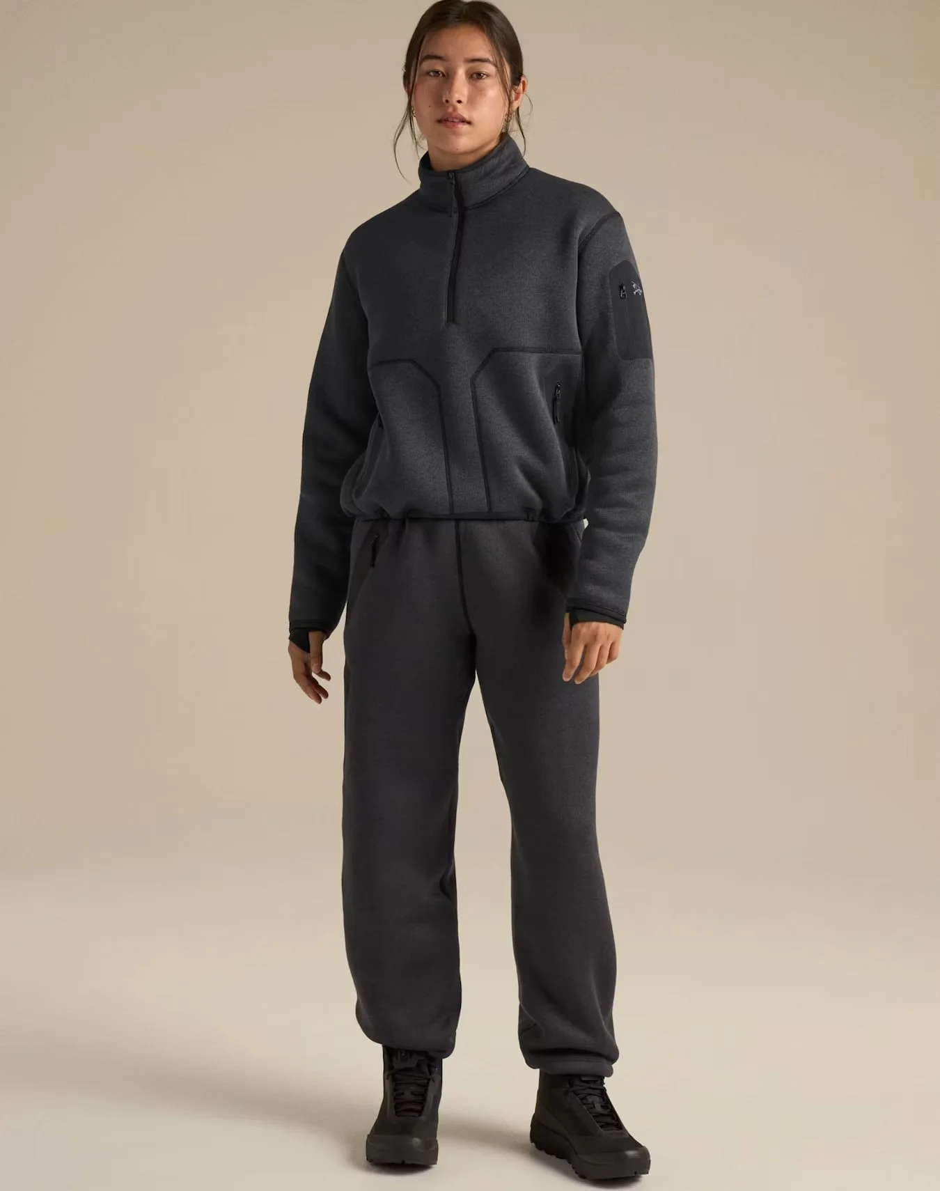 F26-X000010736-Covert-1-2-Zip-Neck-Black-Heather-Women-s-Full-Body.jpg