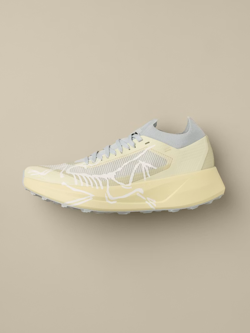 F26-X000010153-Sylan-2-Shoe-SL-Larch-SL-Larch-Women-s-Profile 3.png