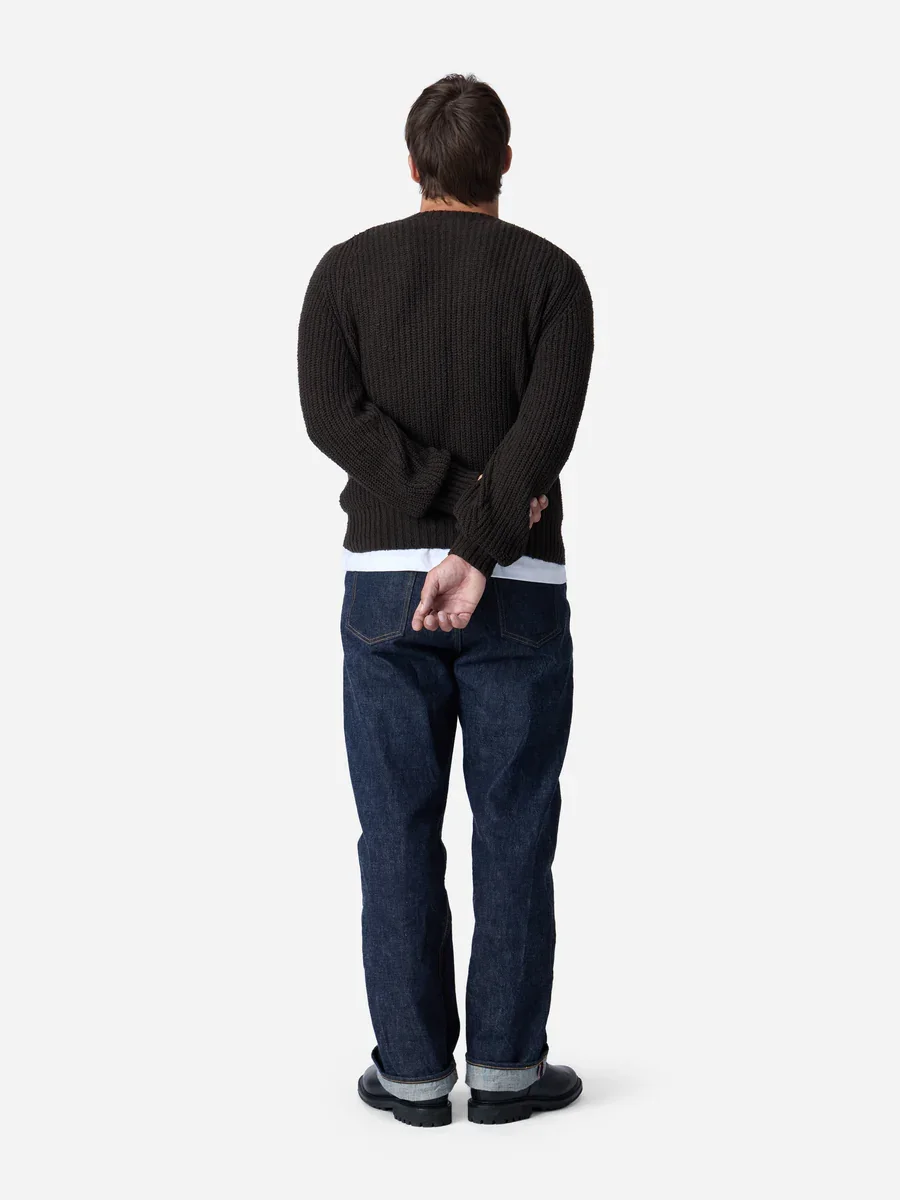 3S-01JAN25-FW25-COTTON-CREWNECK-BOUCLE-CHESTNUT-BACK_FULLBODY_ONBODY_900x.webp
