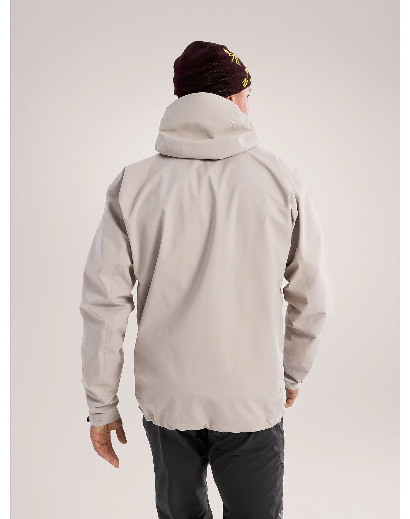 M Beta Jacket in Rune — FIELD THEORY 