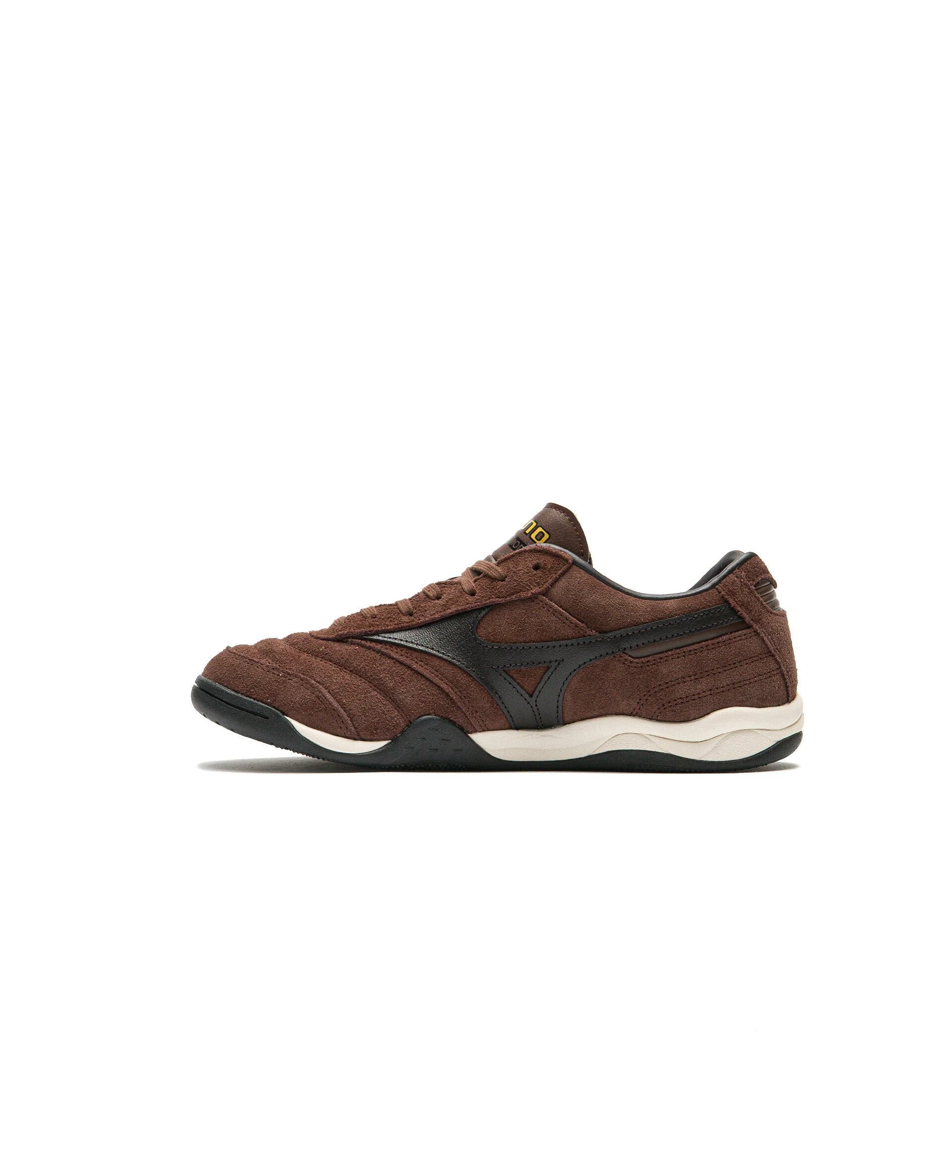 mizuno-morelia-ls-suede-chicory-coffee-black-bean-football-gold-d1ga261a03-footwear _ sneaker-packshots-30.jpg